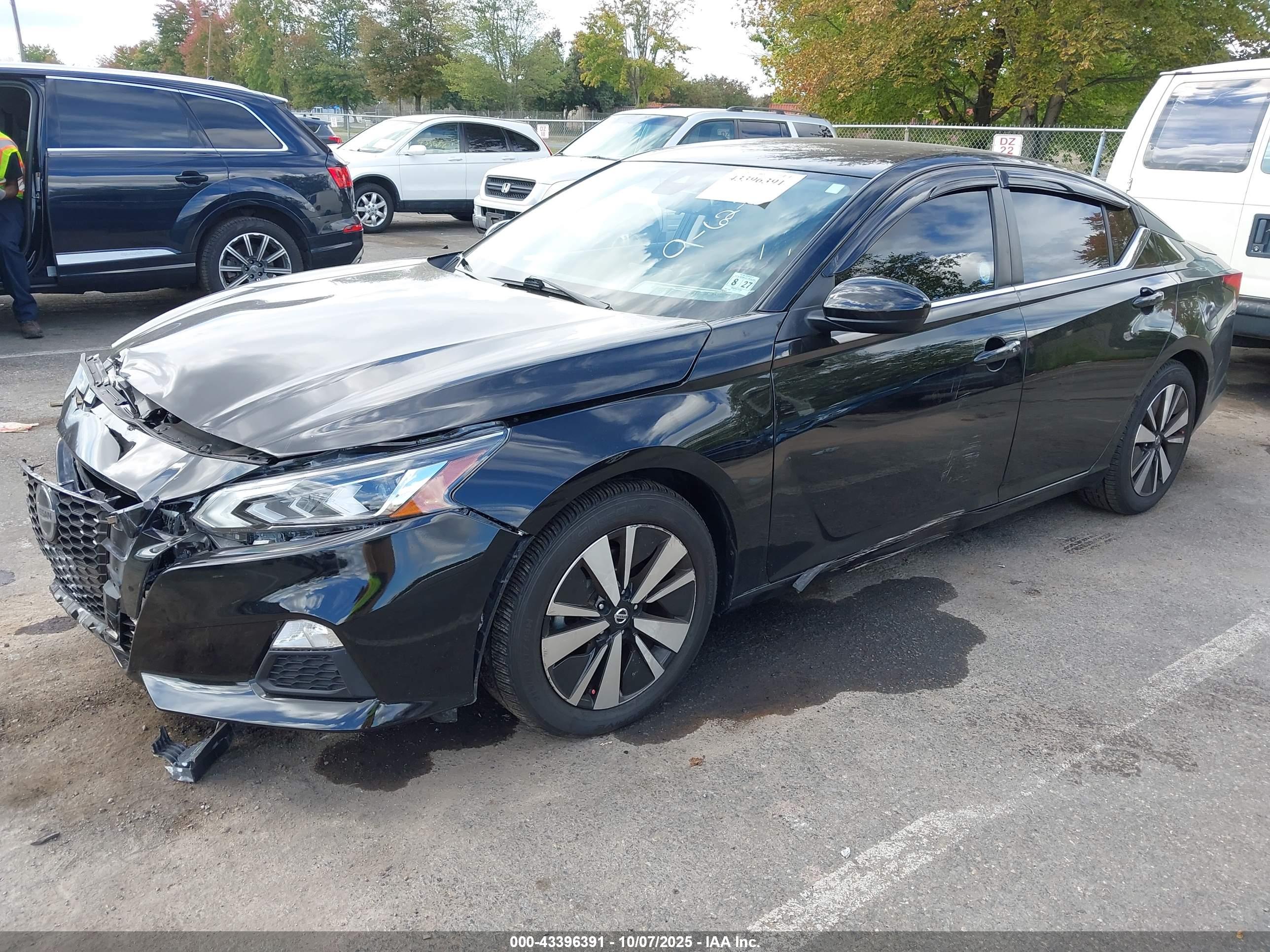 NISSAN ALTIMA image 2
