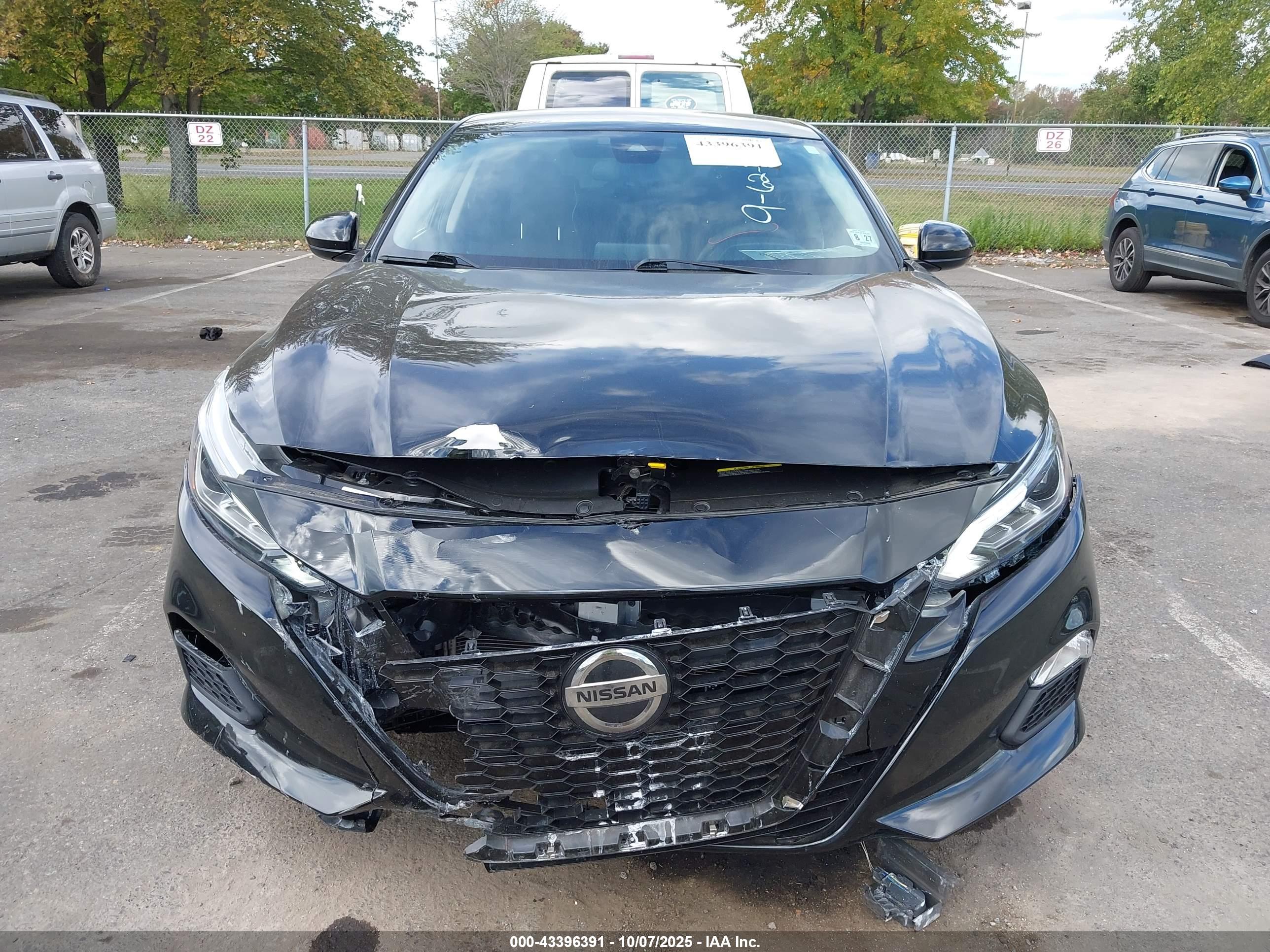 NISSAN ALTIMA image 6