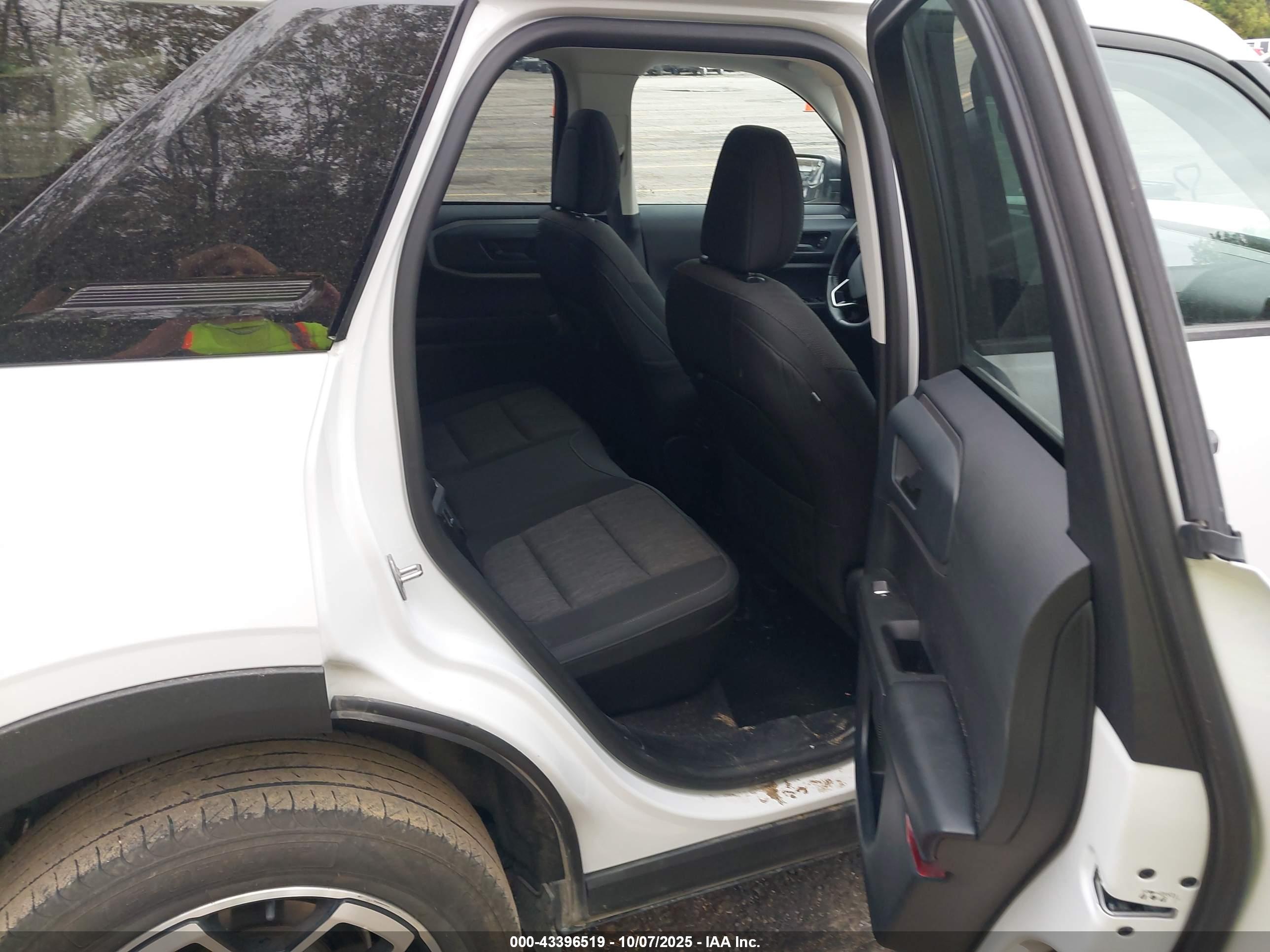 FORD BRONCO image 8