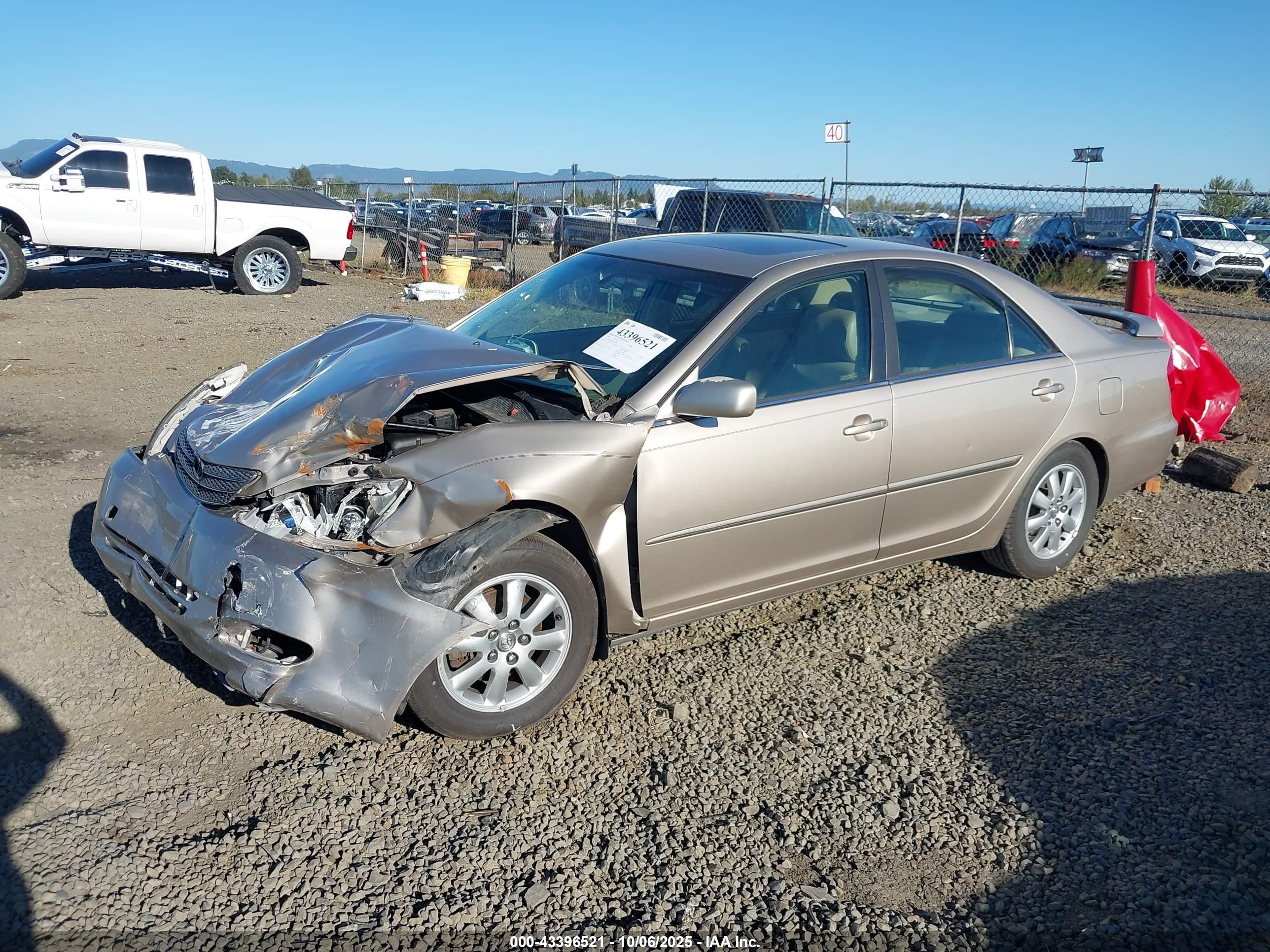 TOYOTA CAMRY image 2