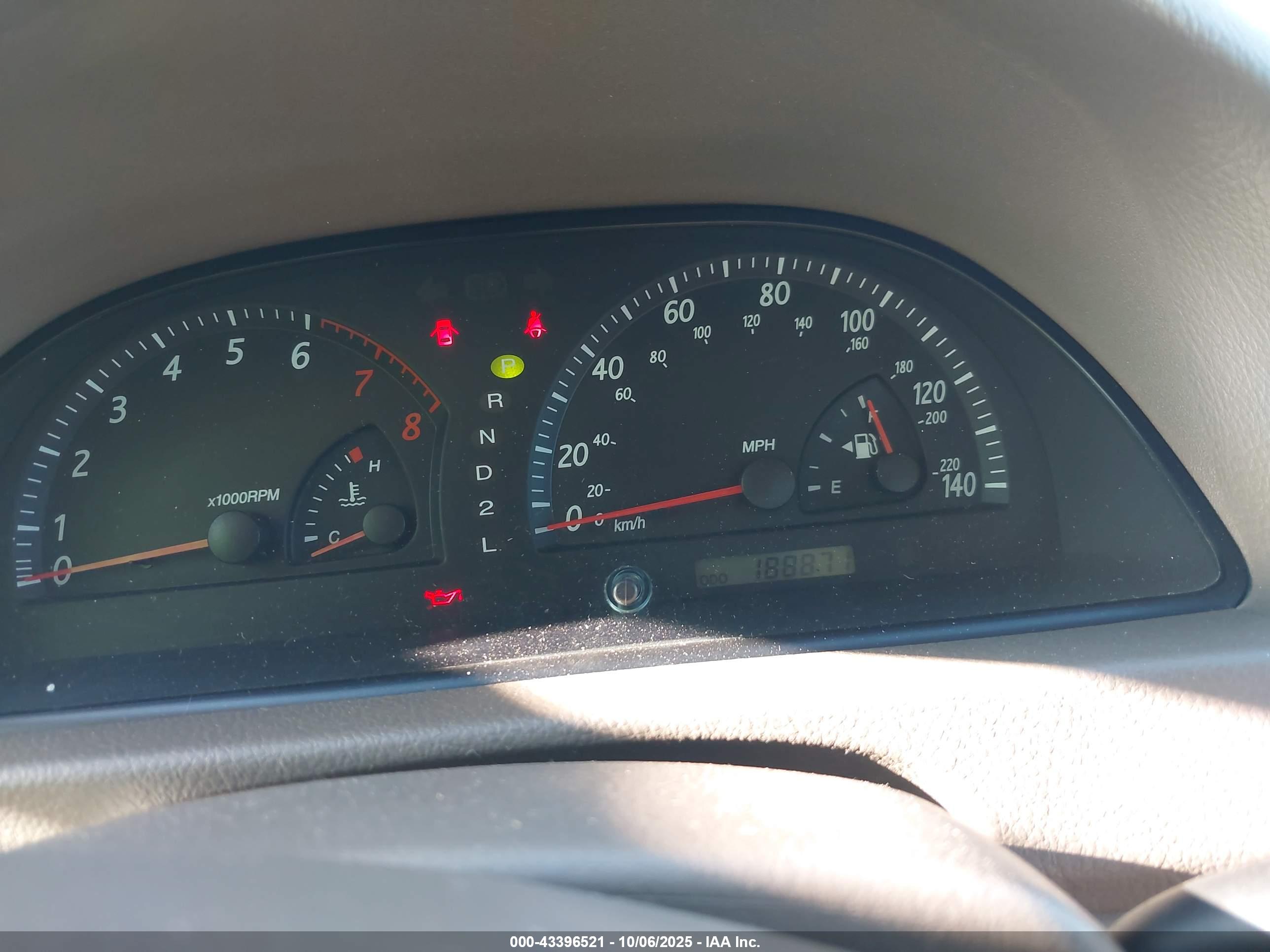 TOYOTA CAMRY image 7