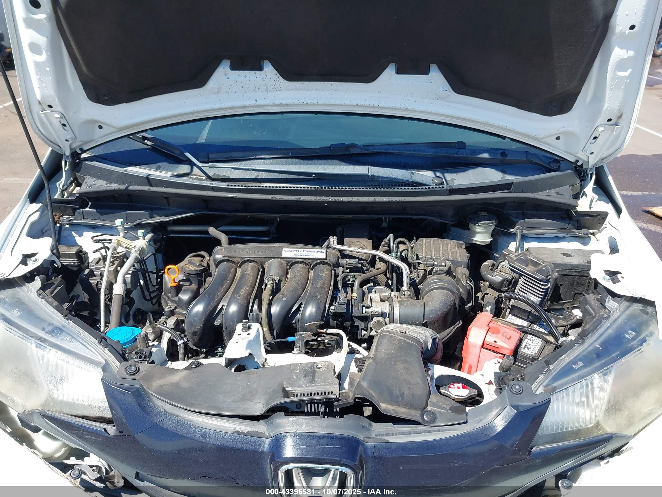 HONDA FIT image 10