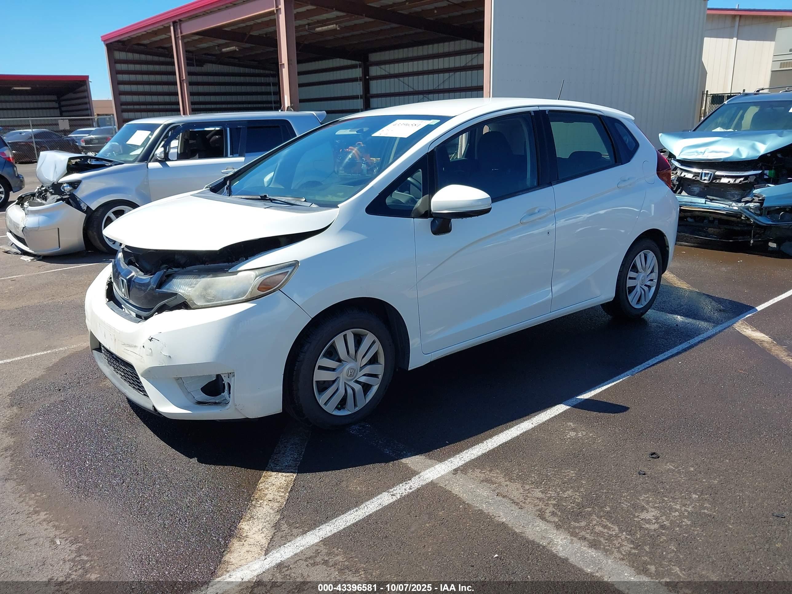 HONDA FIT image 2