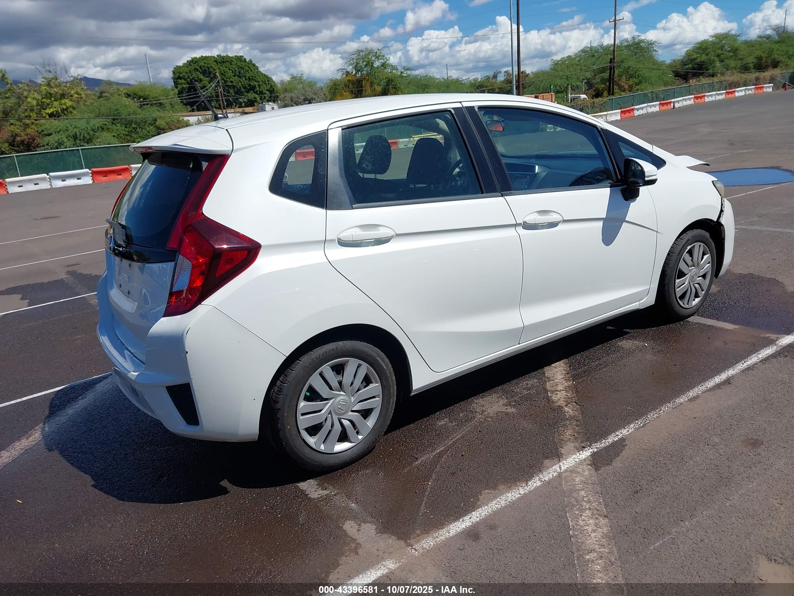 HONDA FIT image 4
