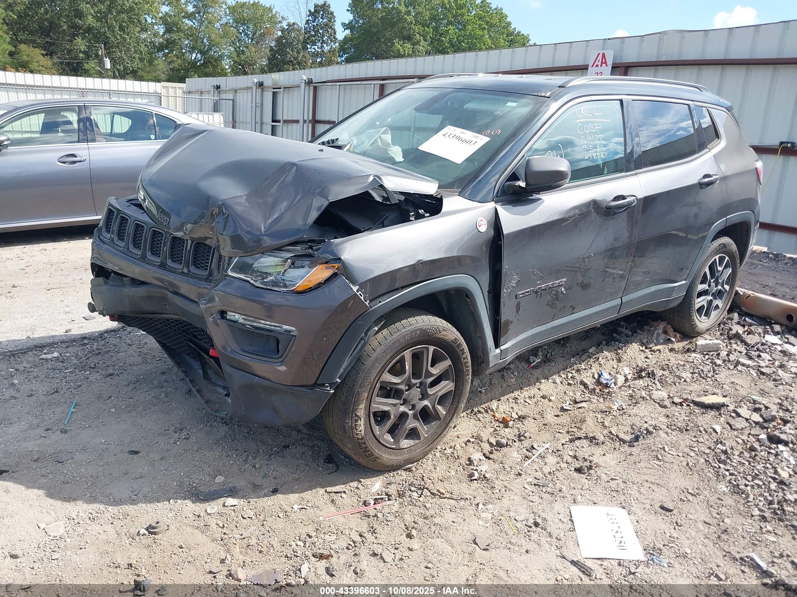 JEEP COMPASS image 2