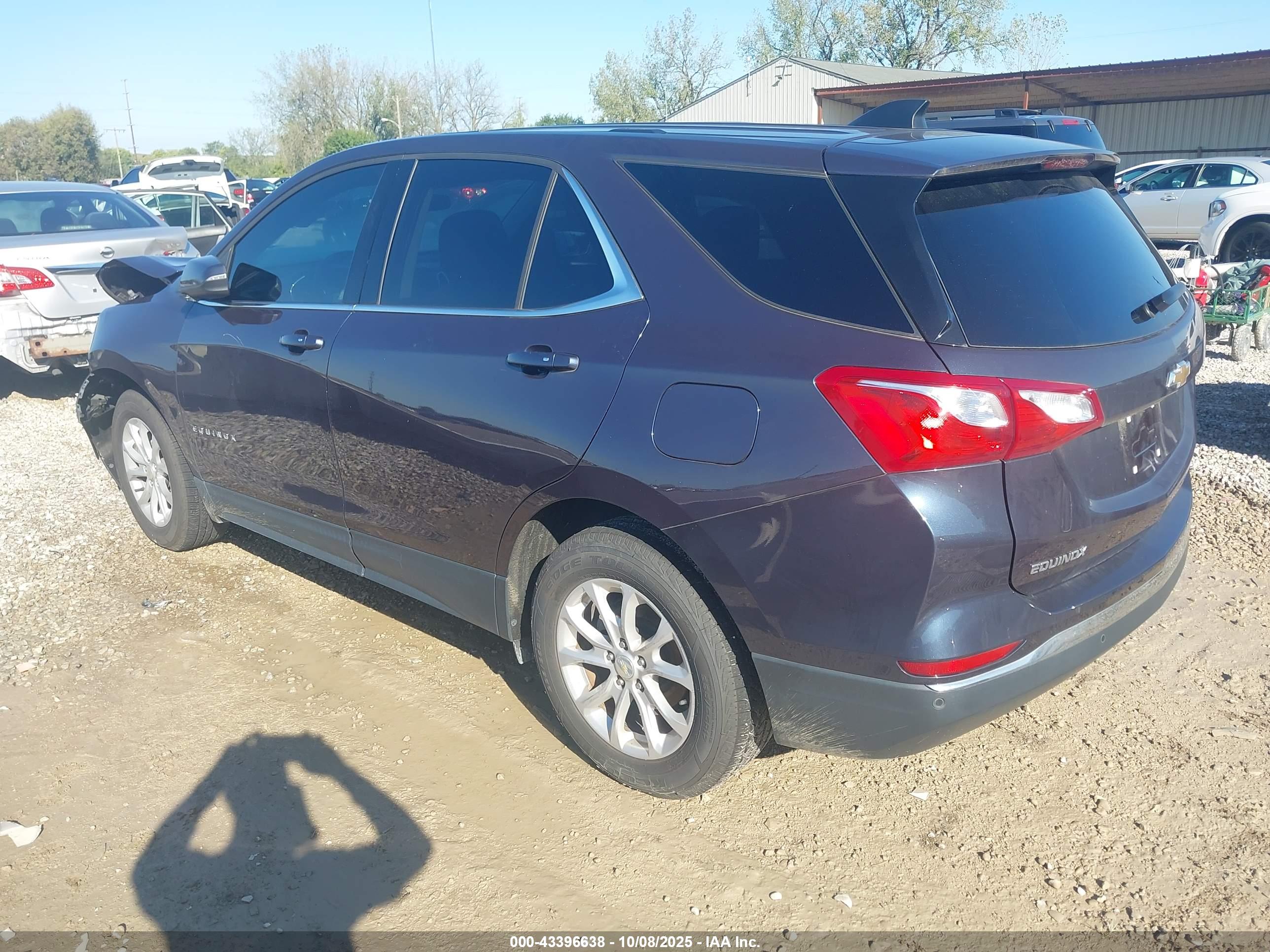 CHEVROLET EQUINOX image 3