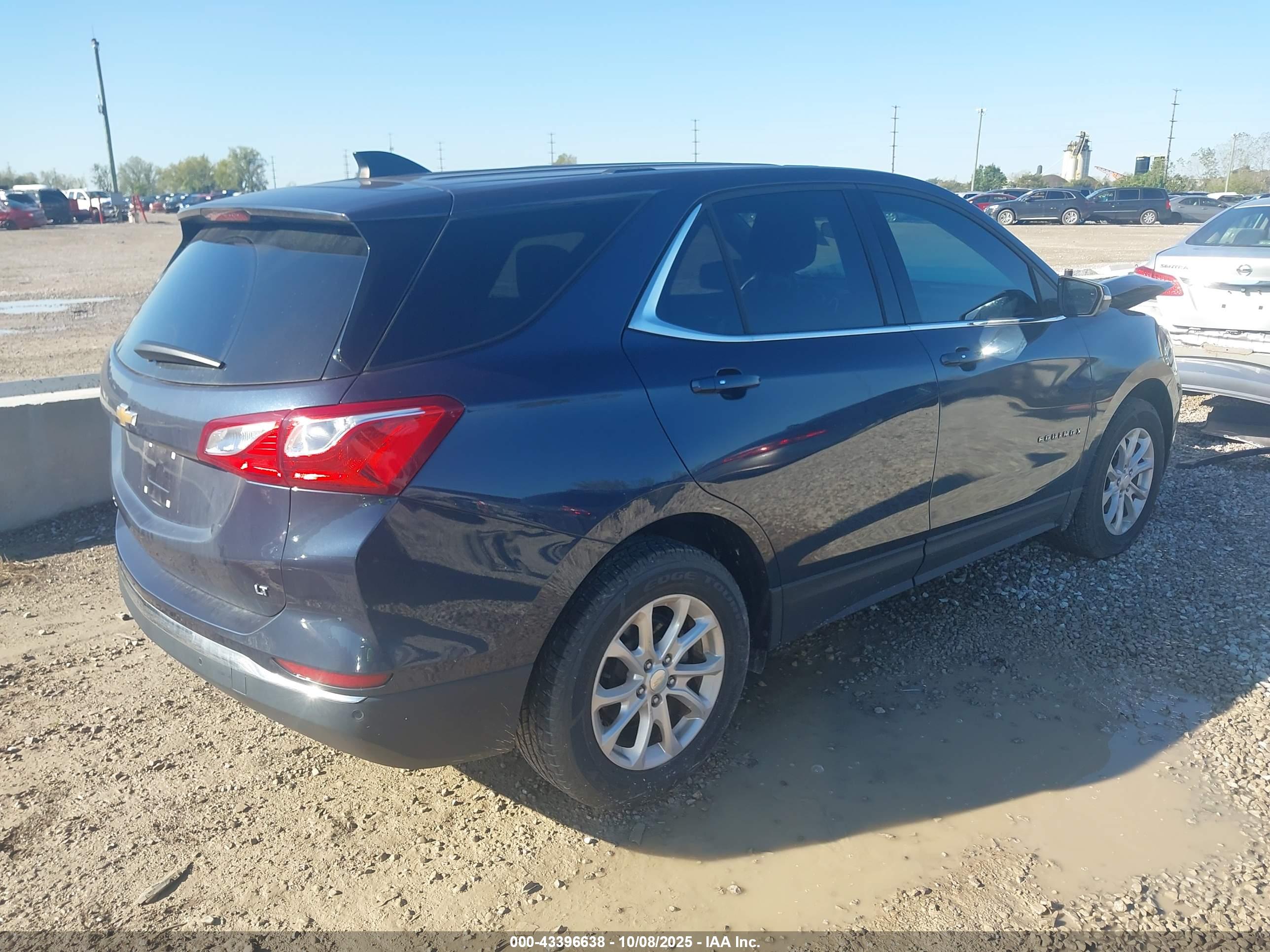 CHEVROLET EQUINOX image 4