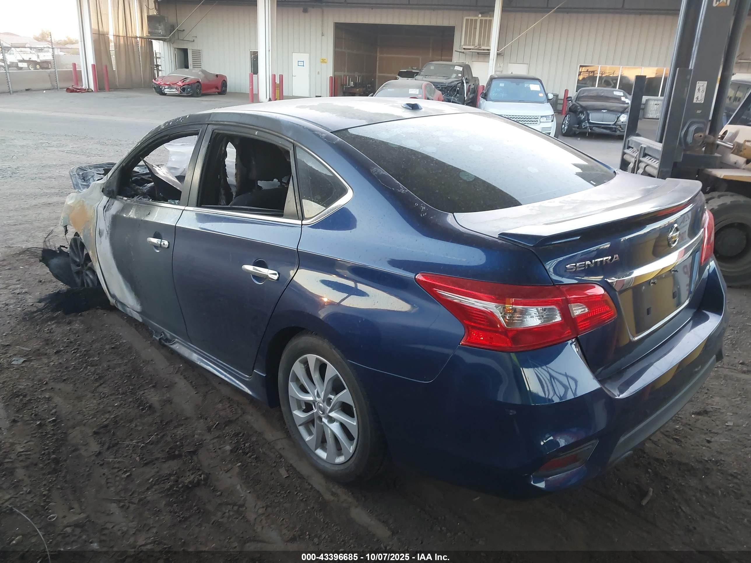 NISSAN SENTRA image 3