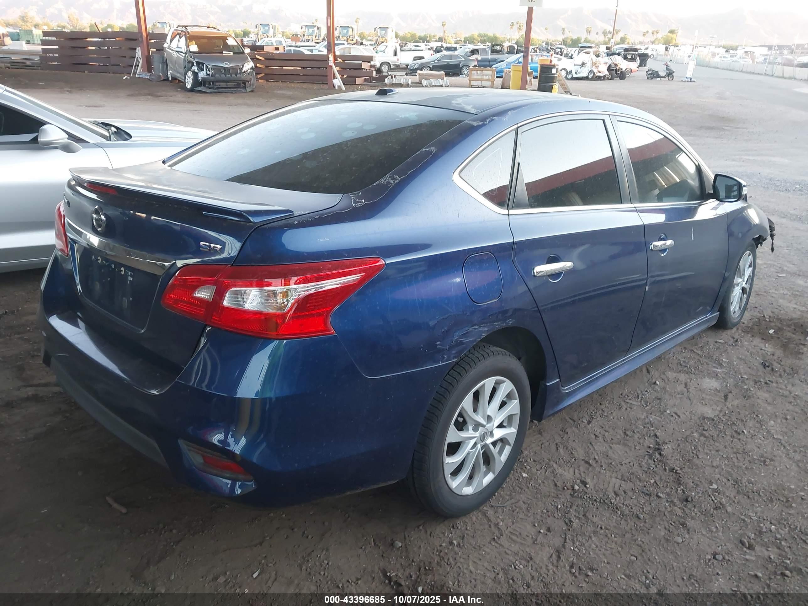 NISSAN SENTRA image 4