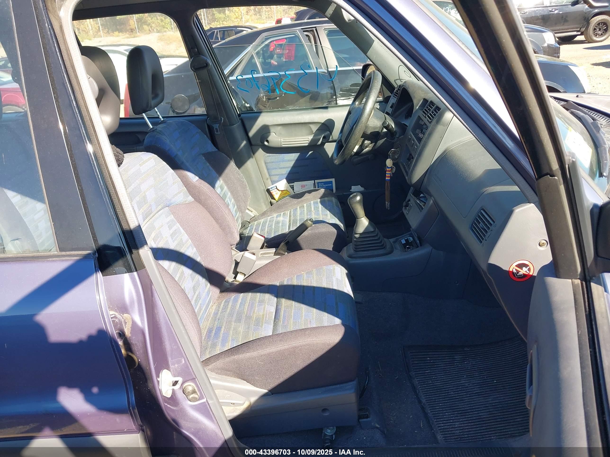 TOYOTA RAV4 image 5
