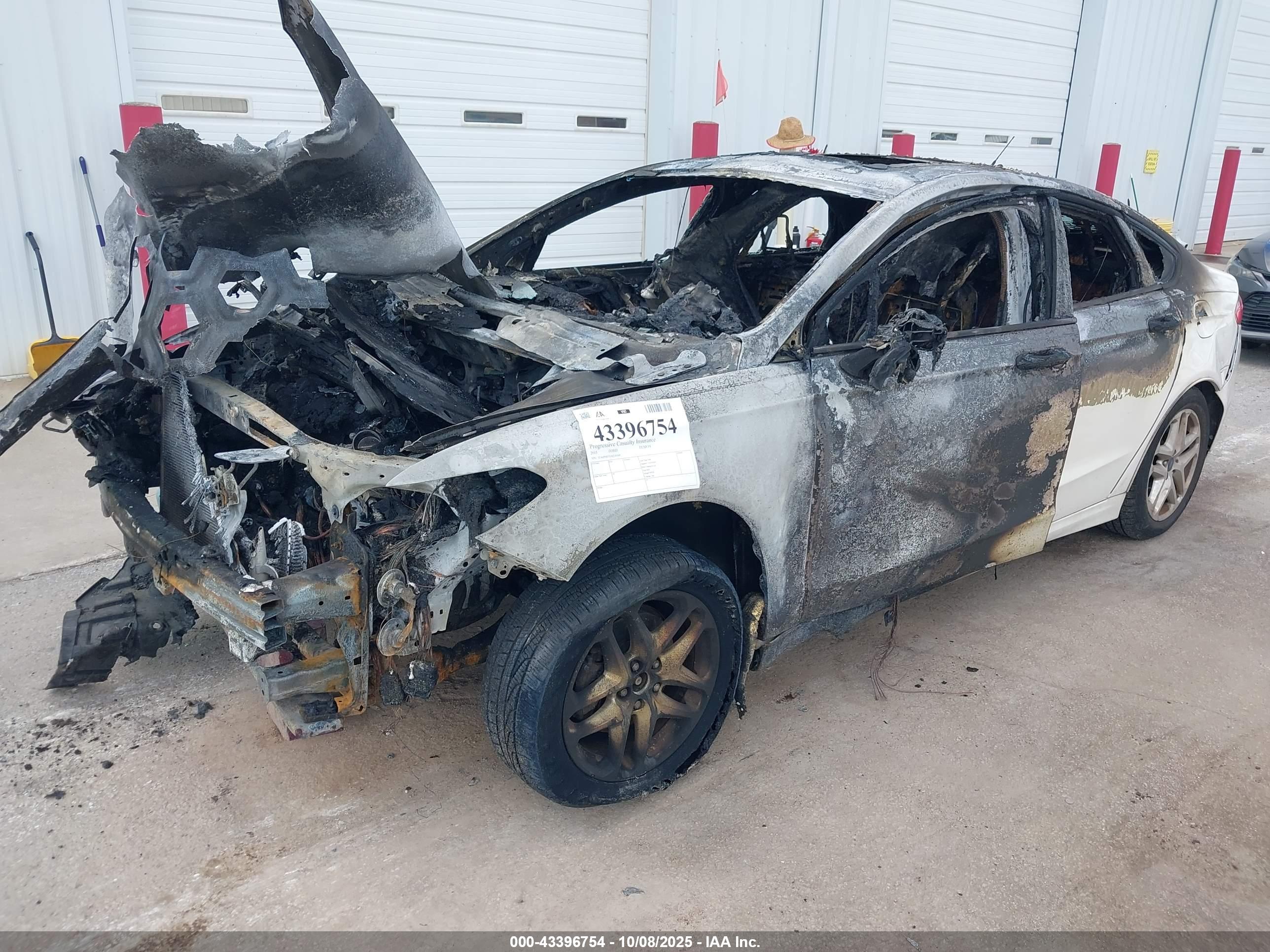 FORD FUSION image 2