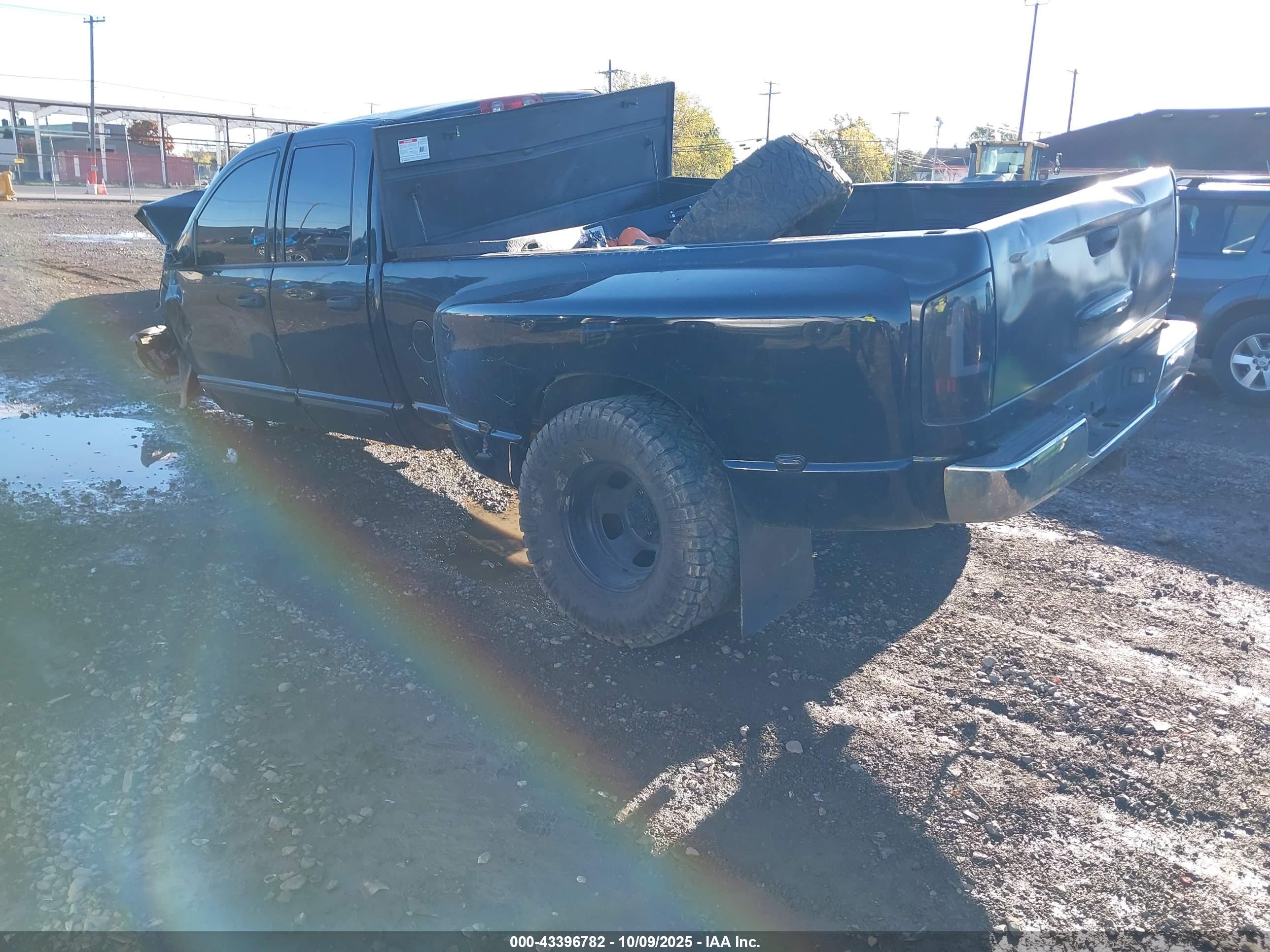 DODGE RAM image 3