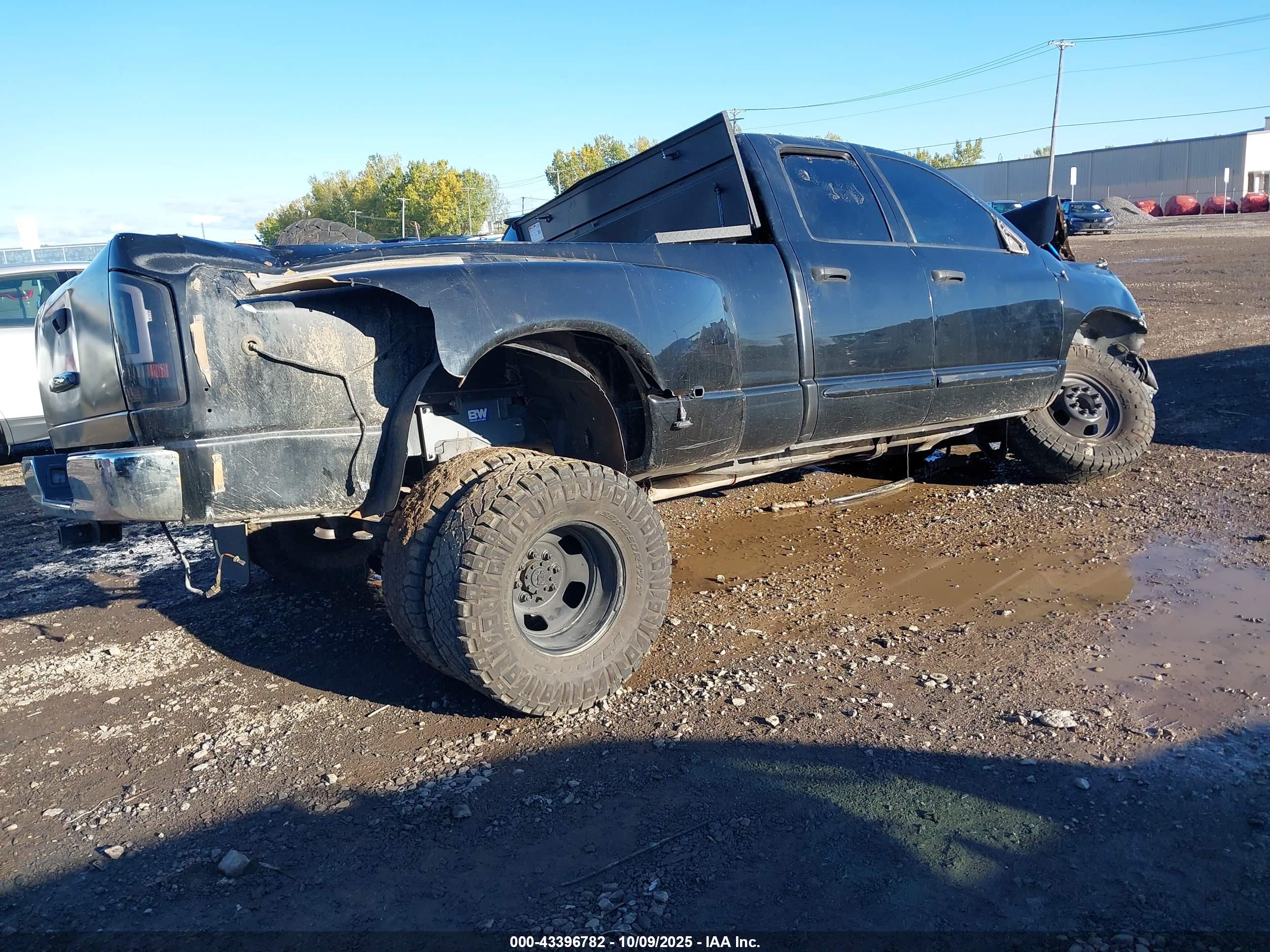 DODGE RAM image 4