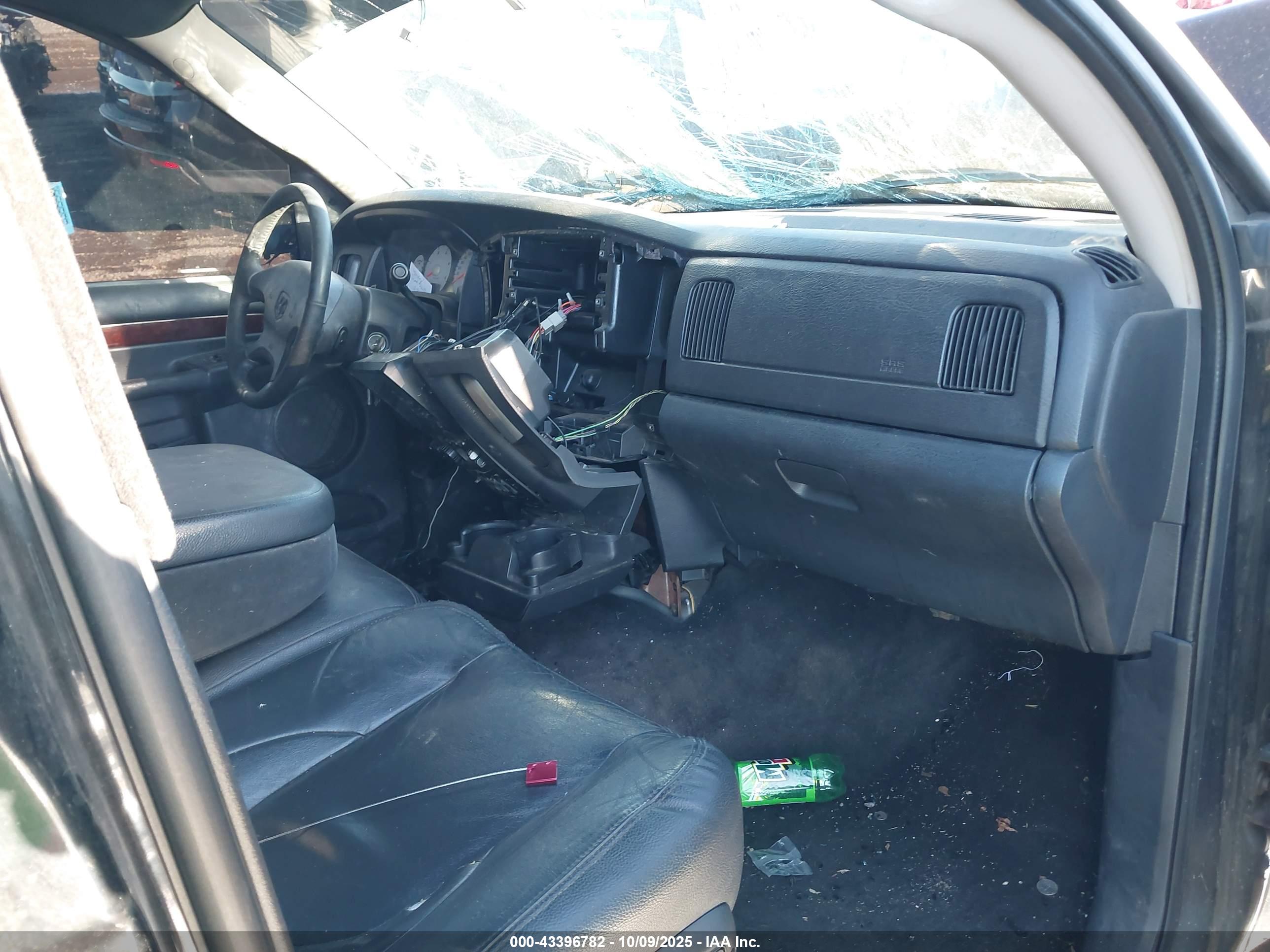 DODGE RAM image 5