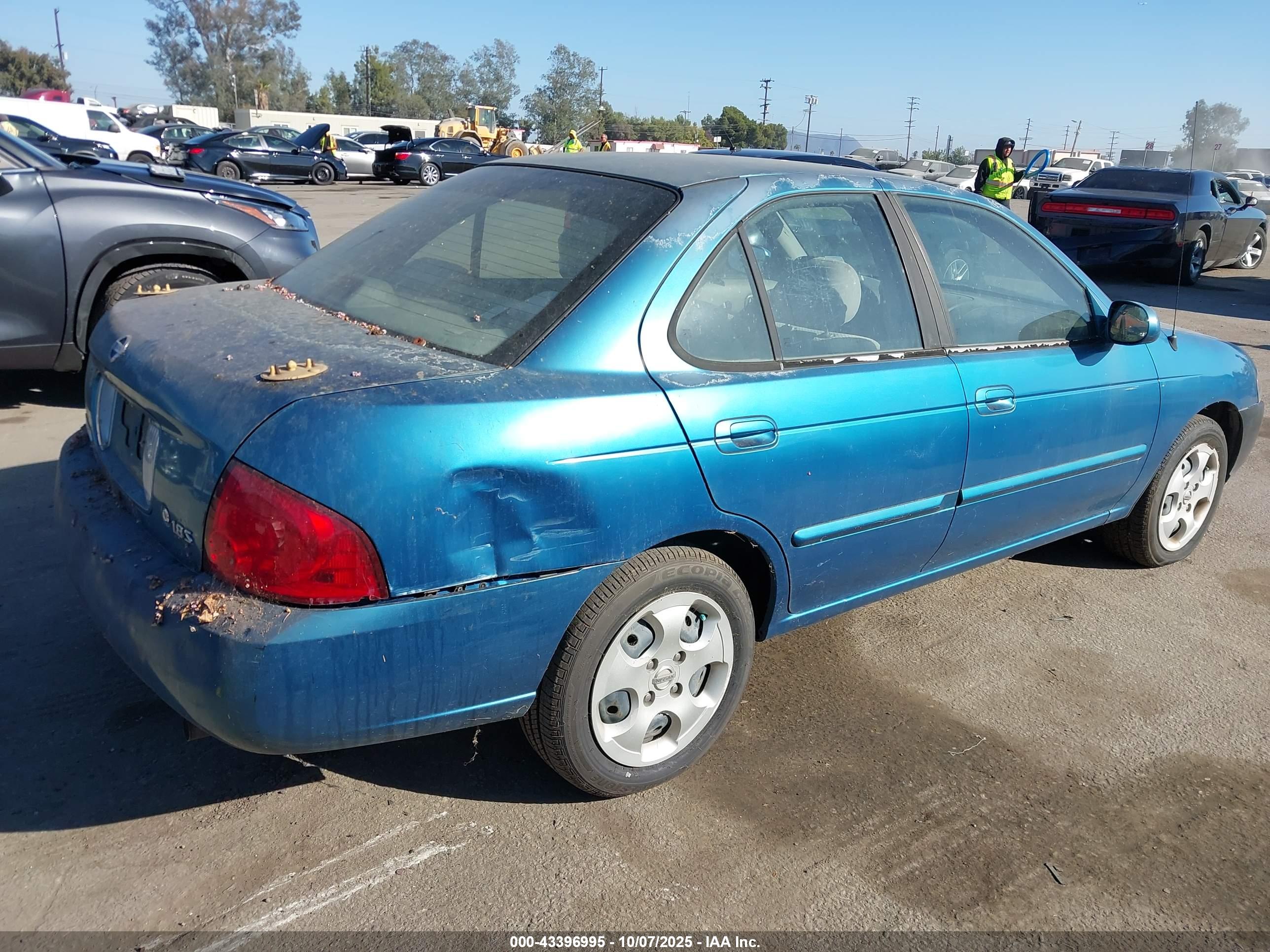 NISSAN SENTRA image 4