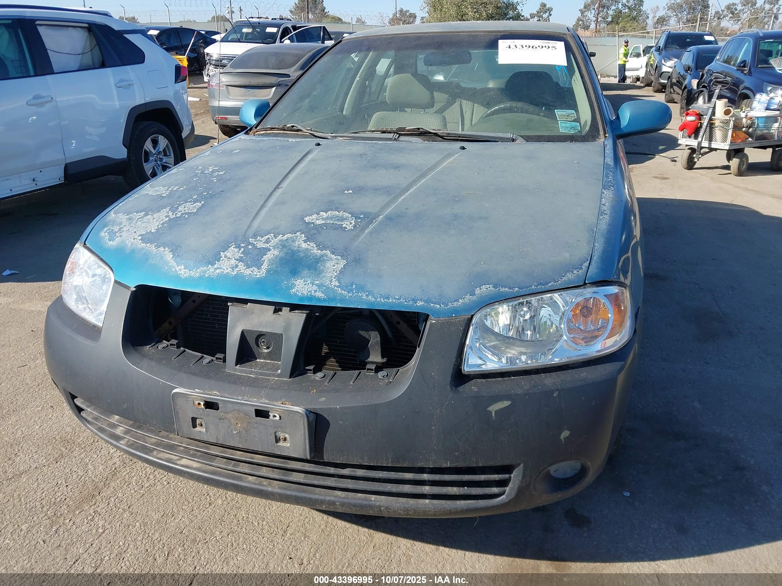 NISSAN SENTRA image 6