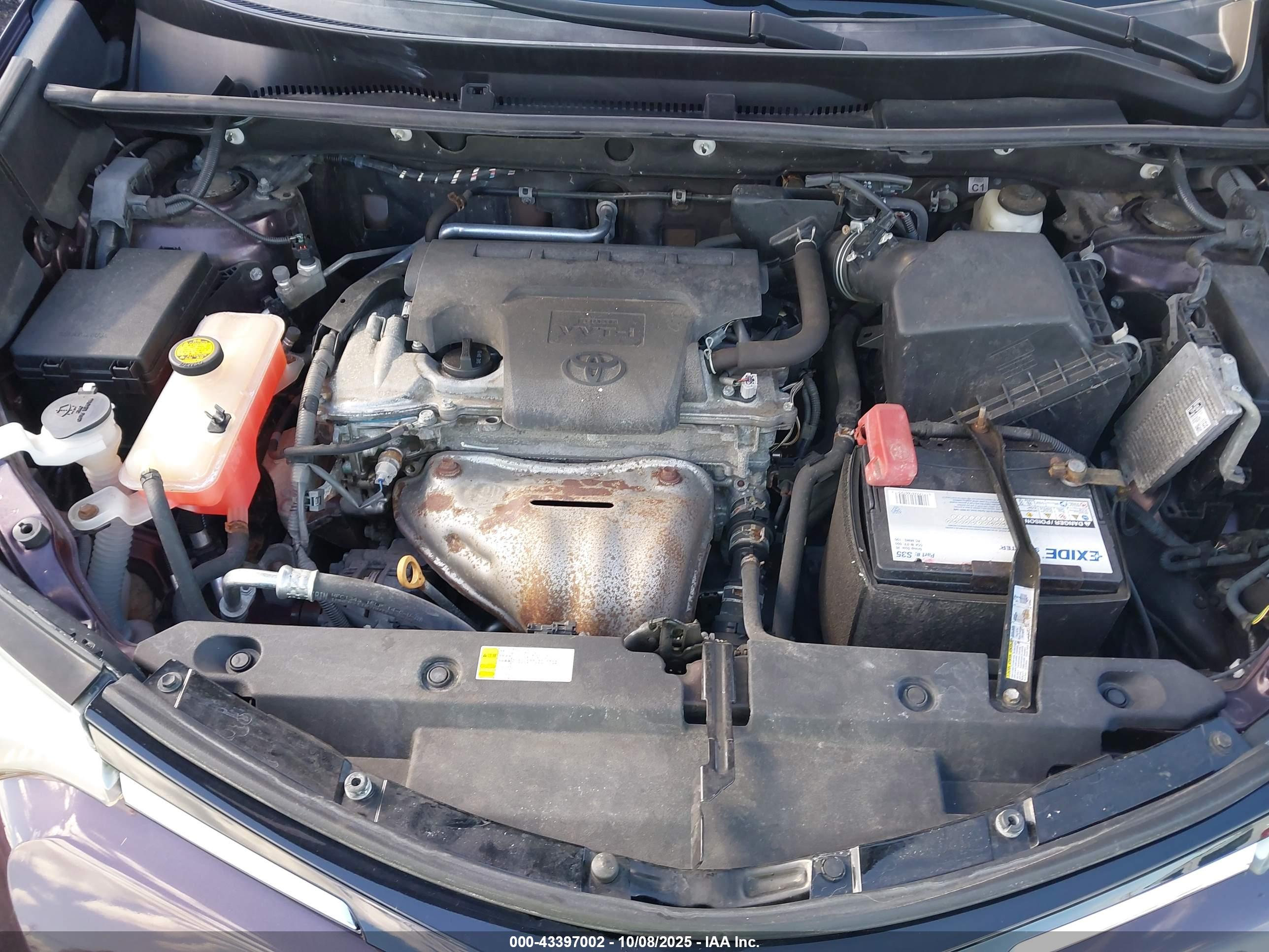 TOYOTA RAV4 image 10