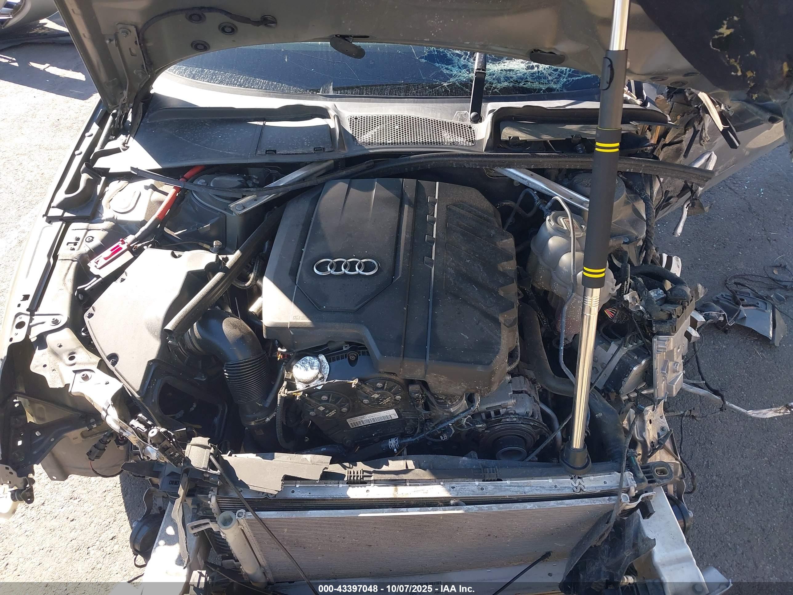 AUDI A4 image 10