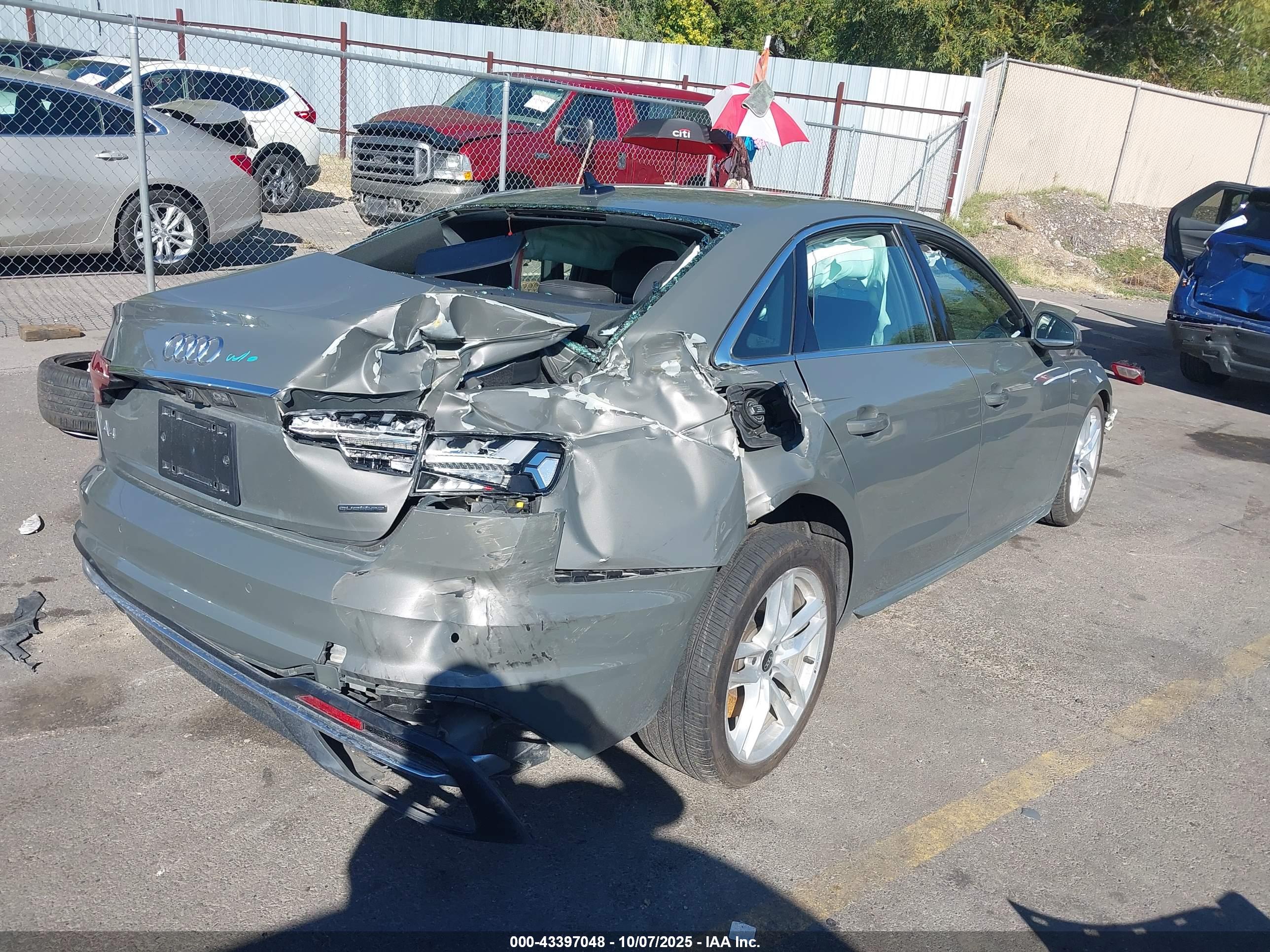 AUDI A4 image 4