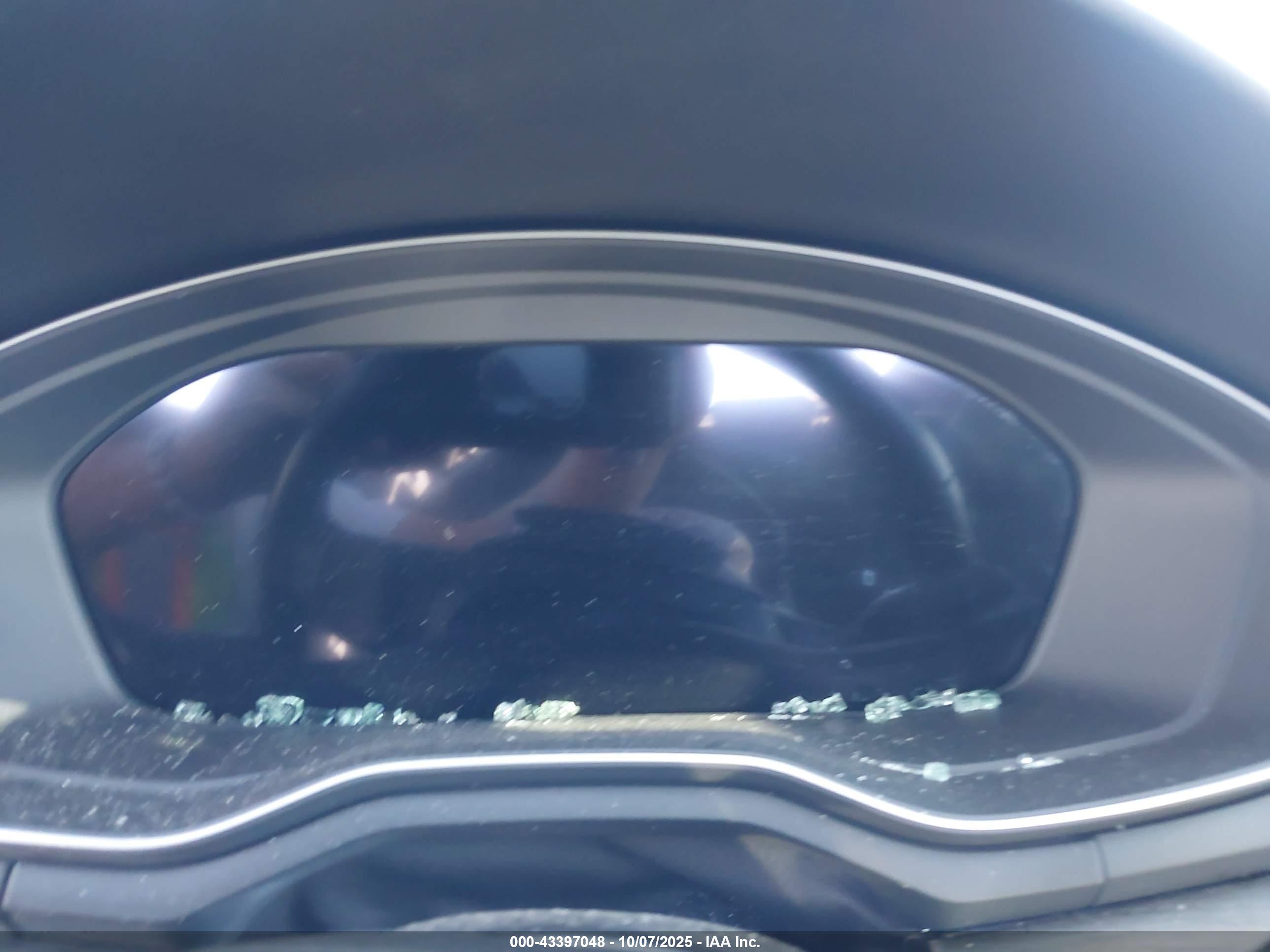 AUDI A4 image 7