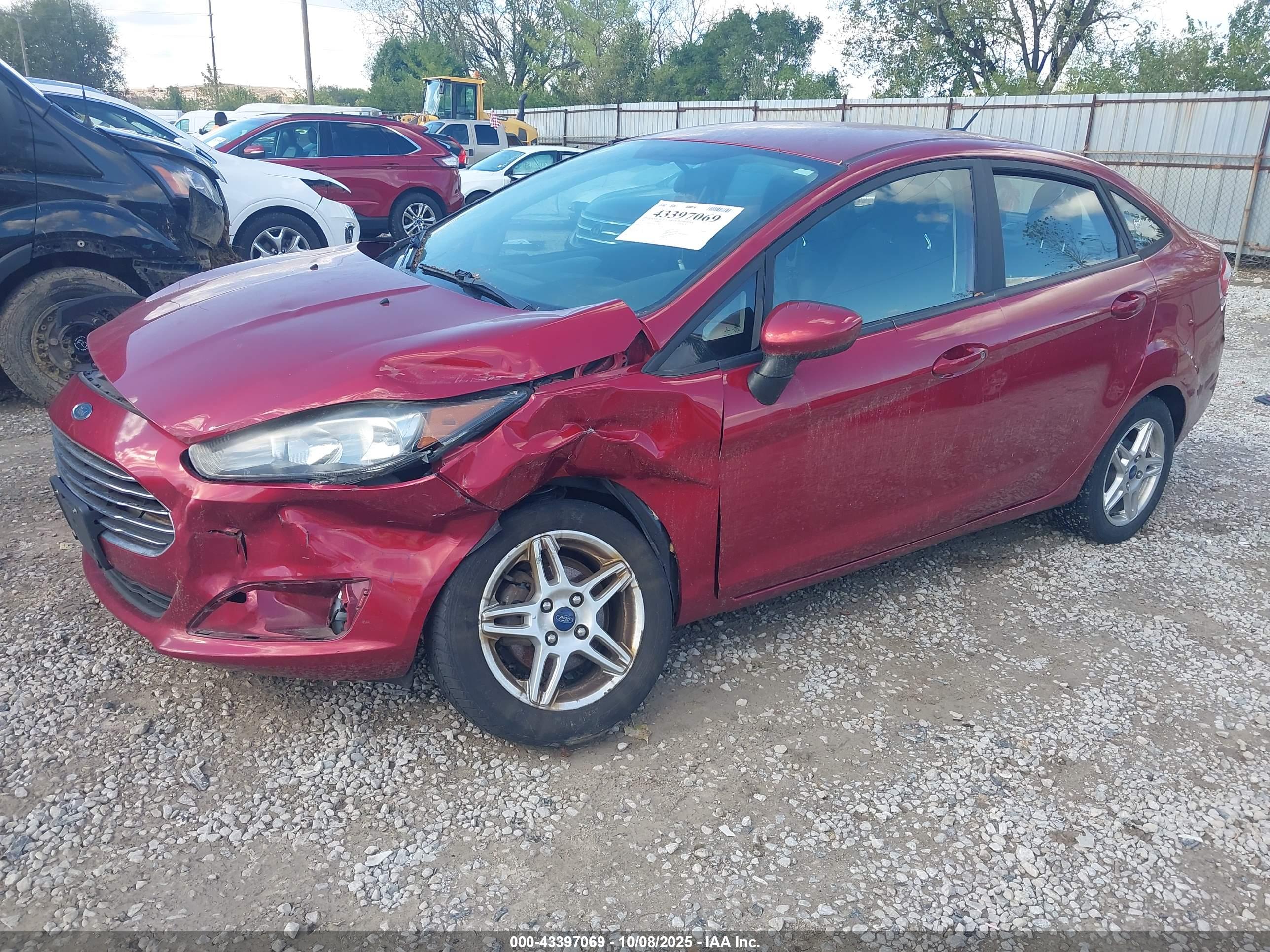 FORD FIESTA image 2
