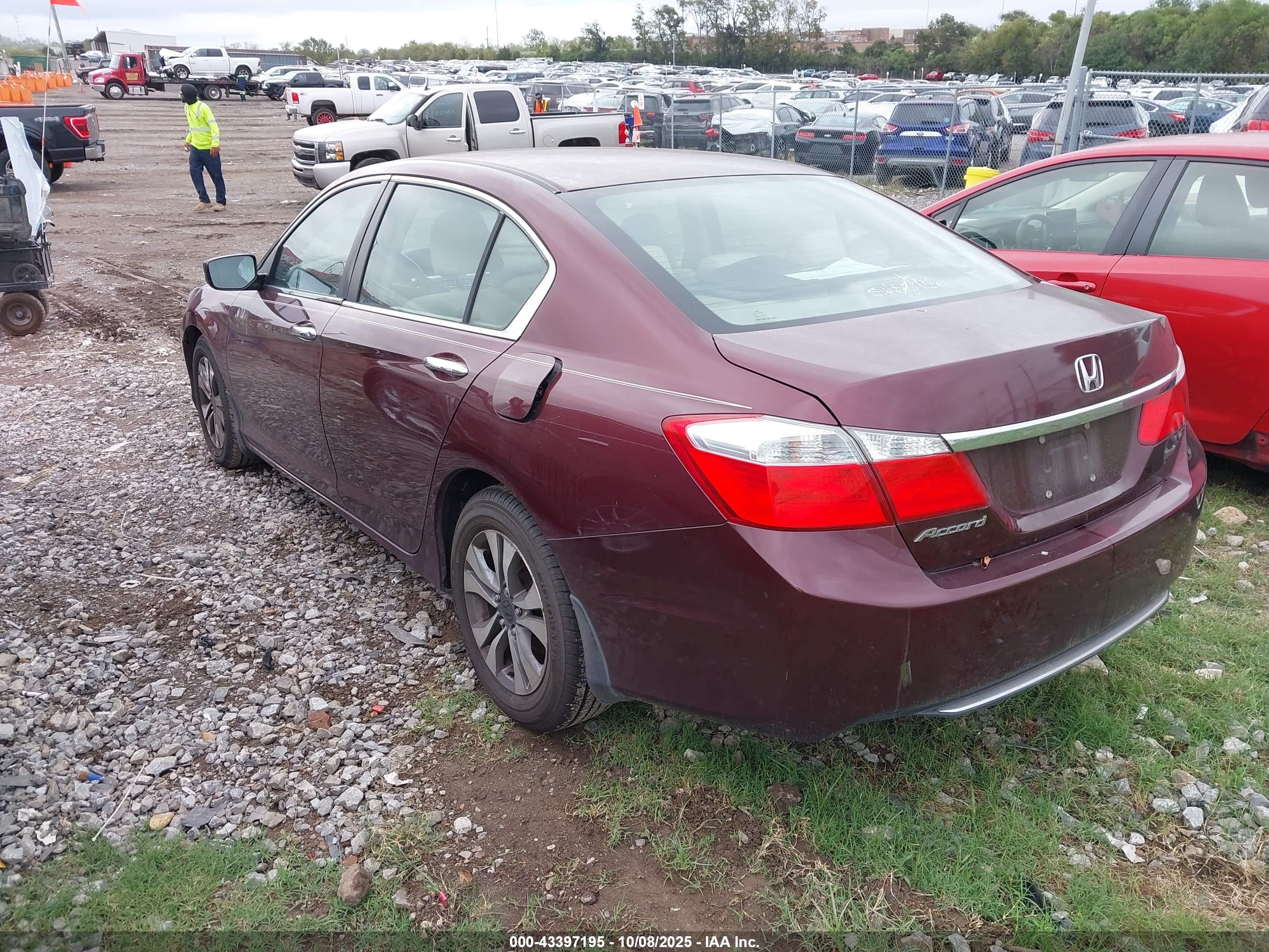 HONDA ACCORD image 3