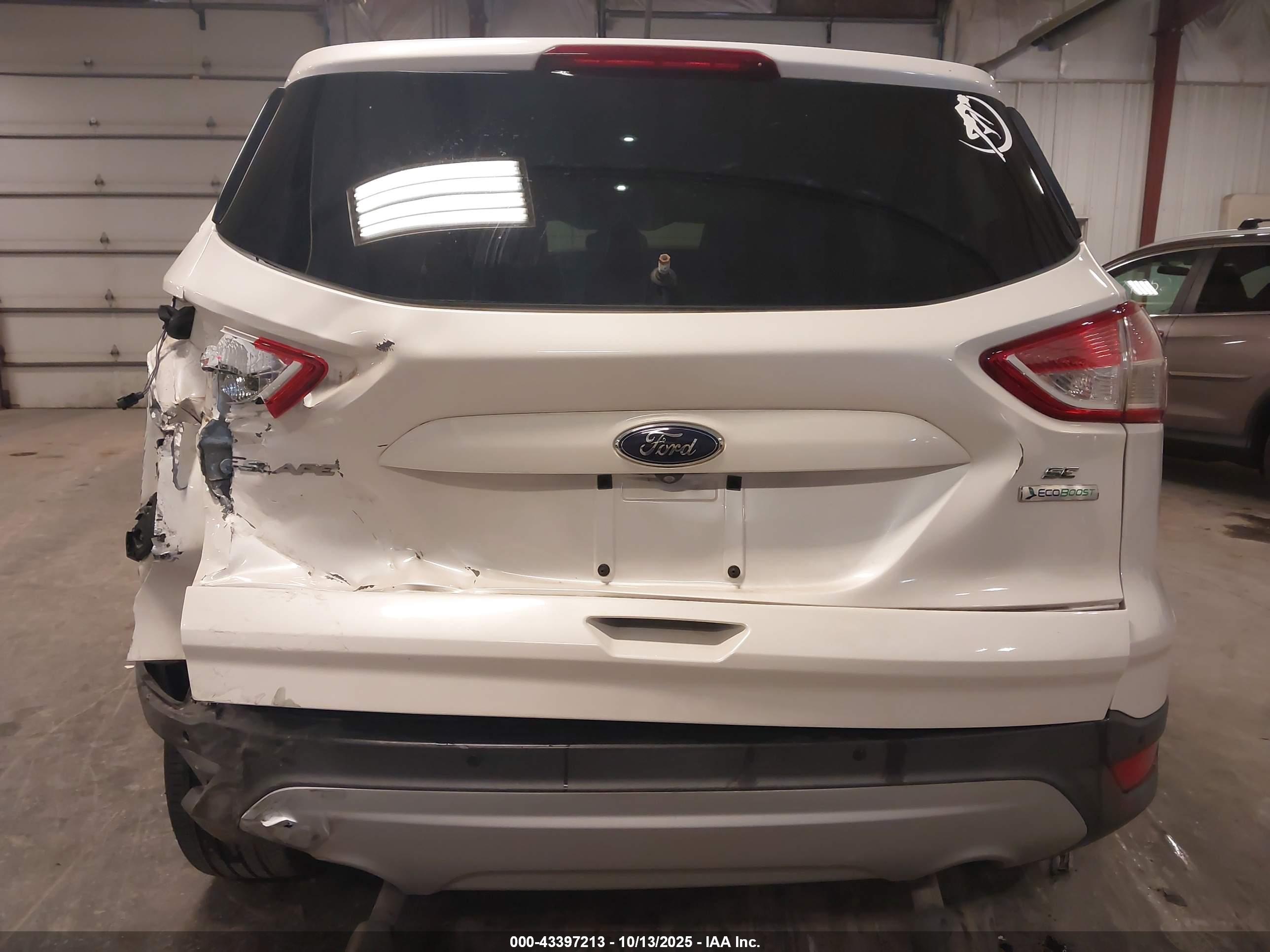 FORD ESCAPE image 6