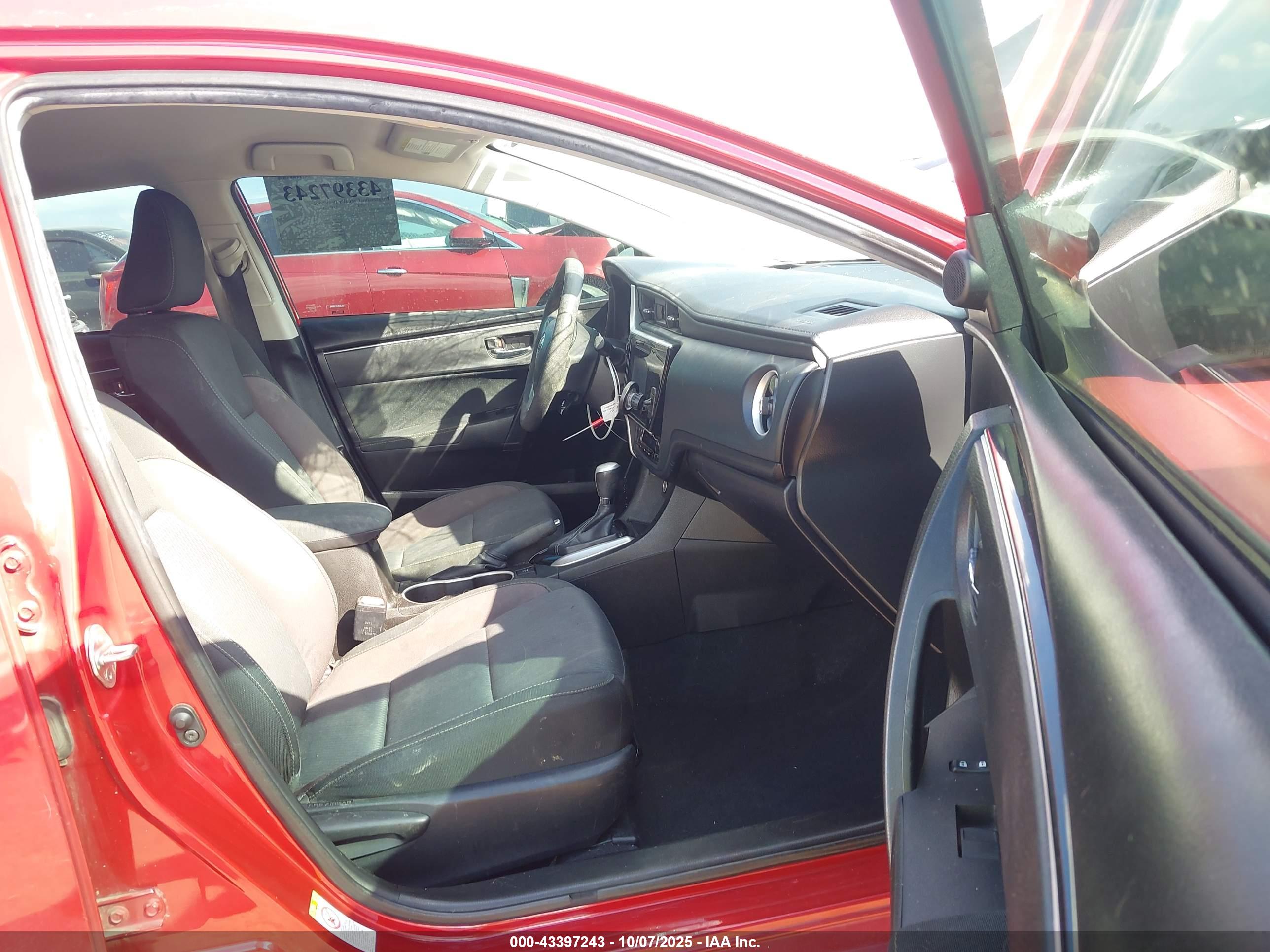 TOYOTA COROLLA image 5