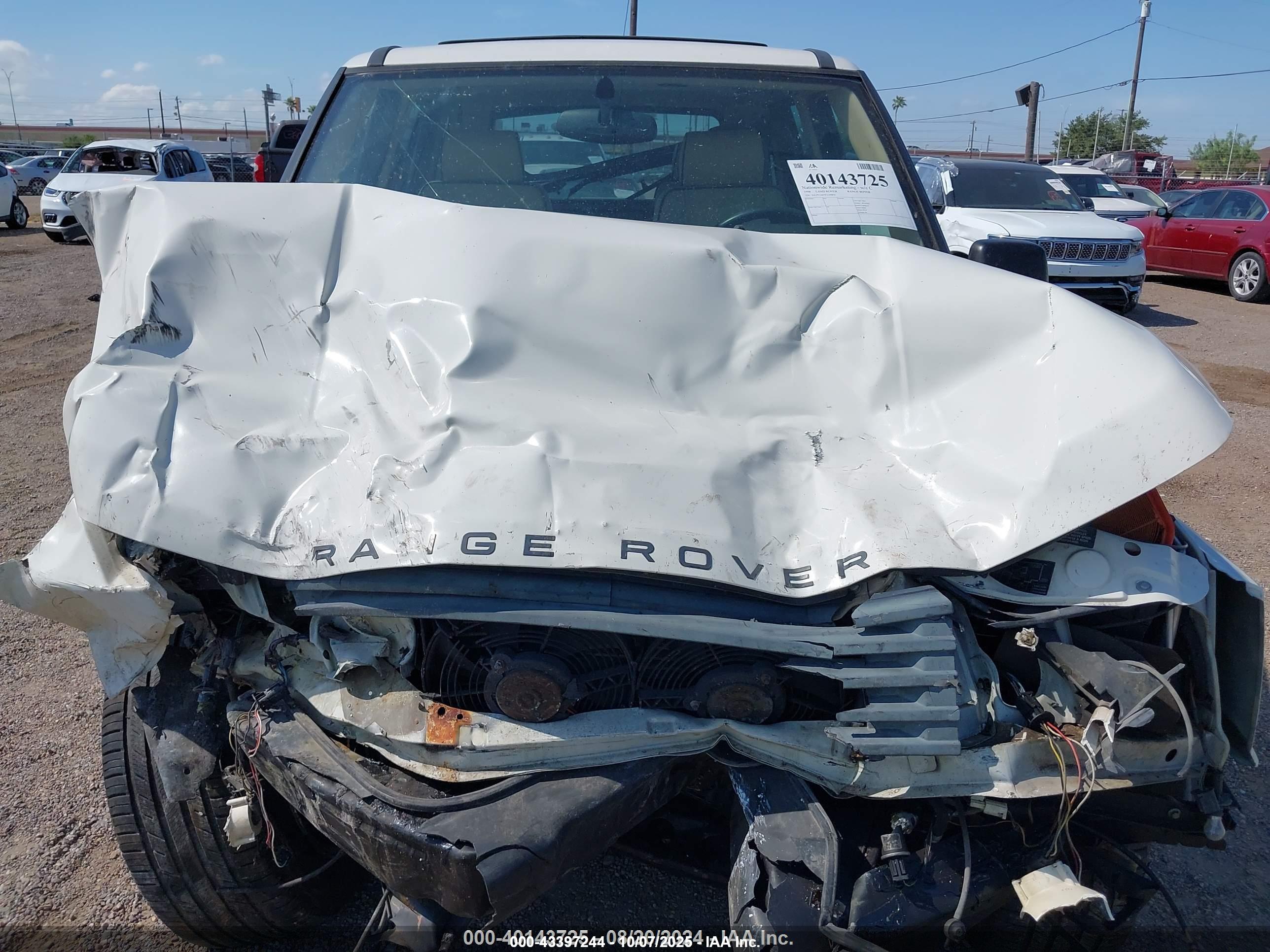 LAND ROVER image 10