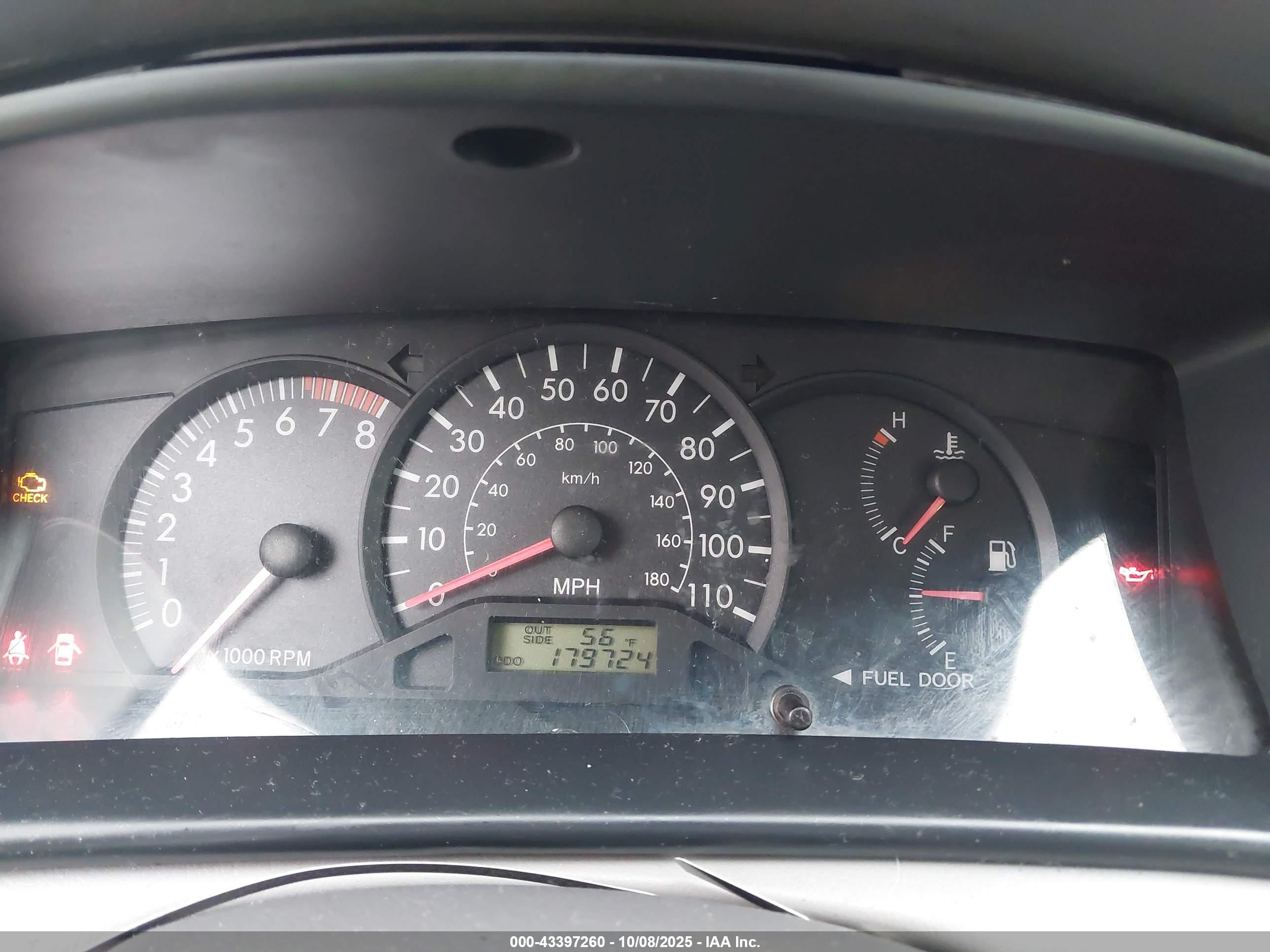 TOYOTA COROLLA image 7