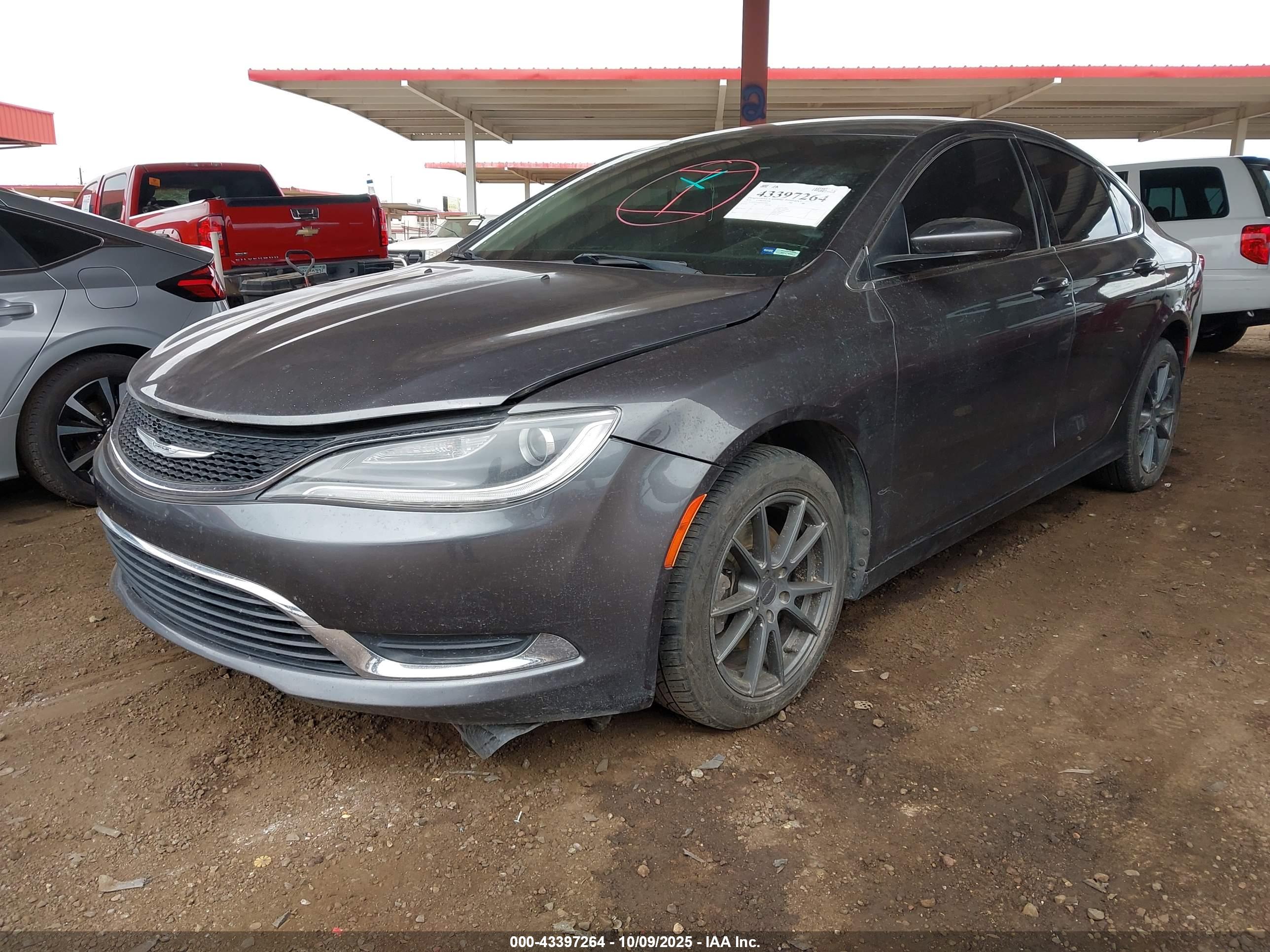 CHRYSLER 200 image 2