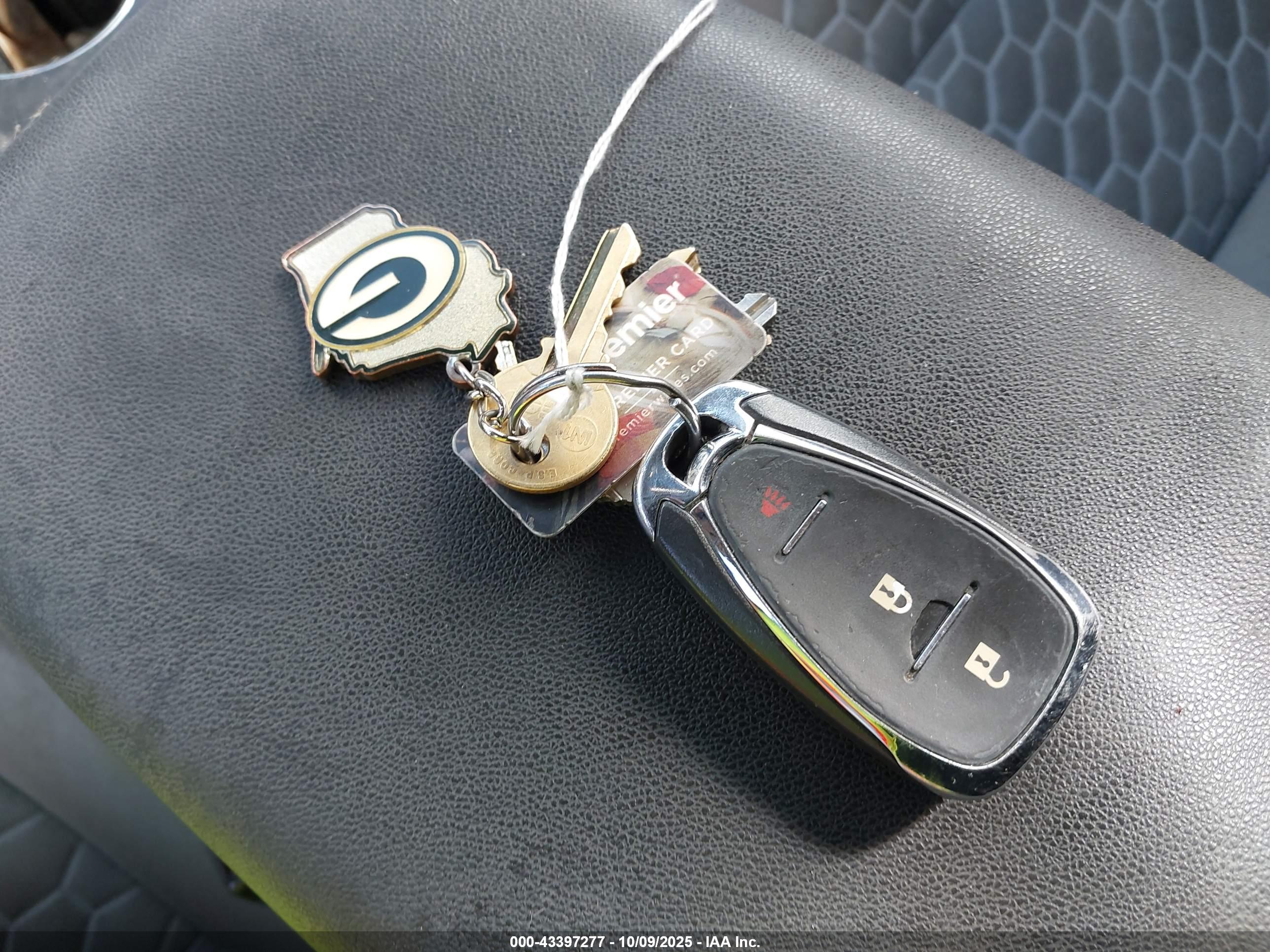 CHEVROLET EQUINOX image 11