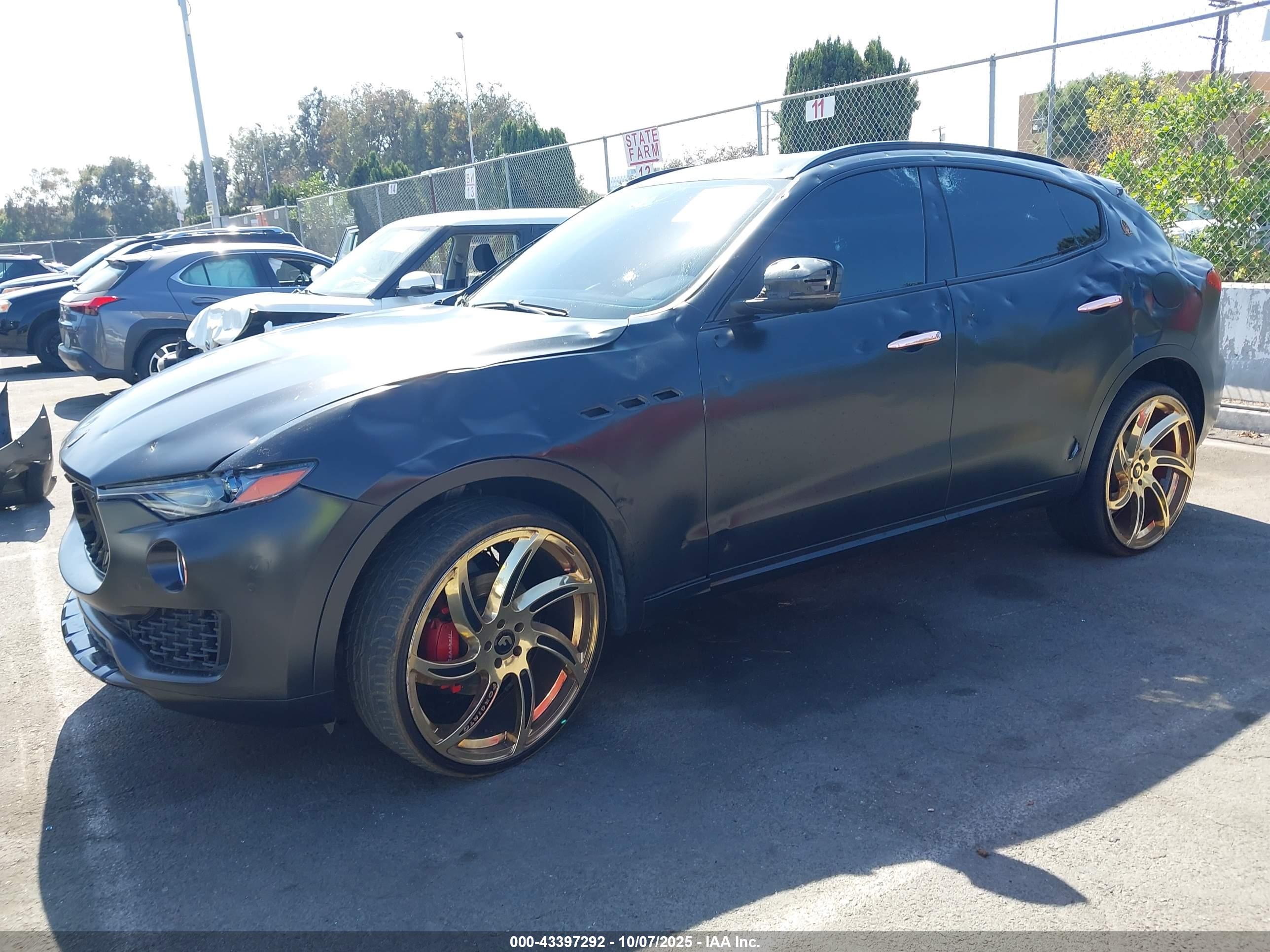 MASERATI LEVANTE image 2