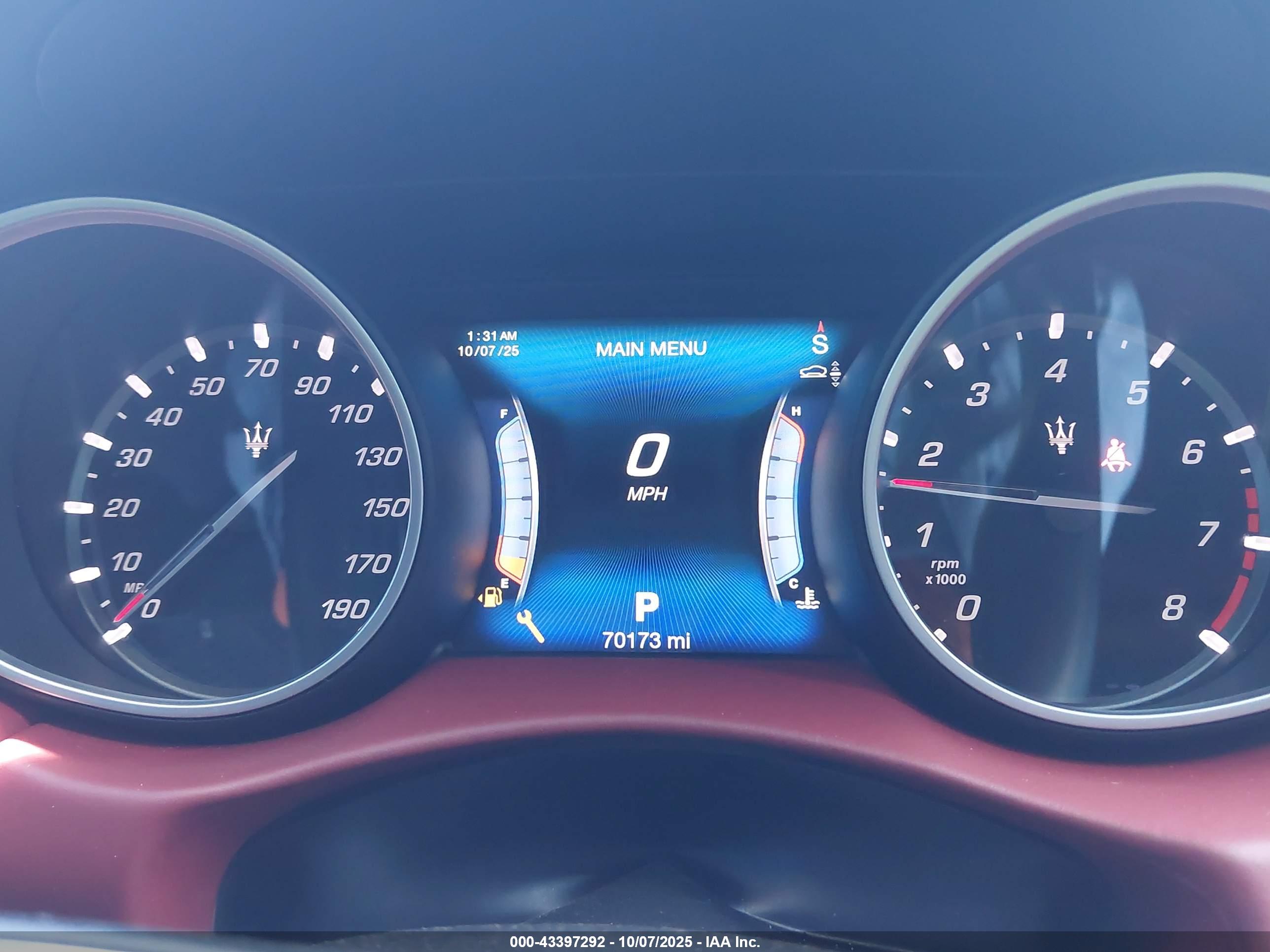 MASERATI LEVANTE image 7