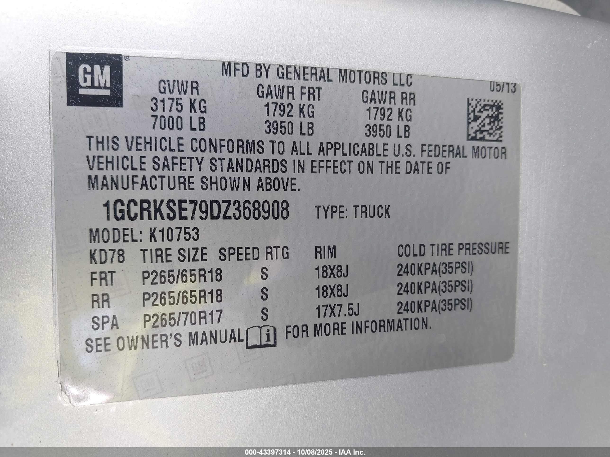 CHEVROLET SILVERADO image 9