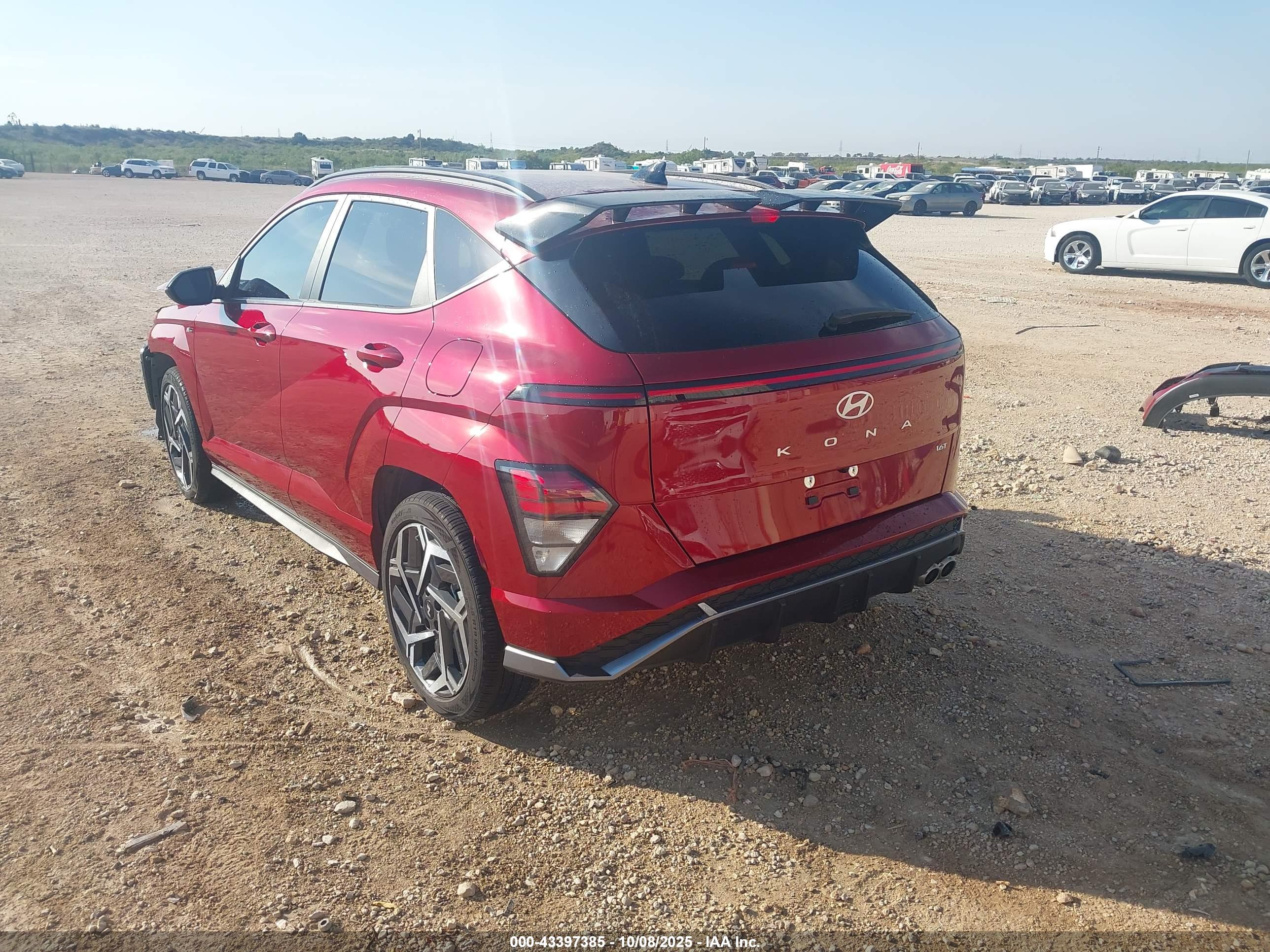 HYUNDAI KONA image 3