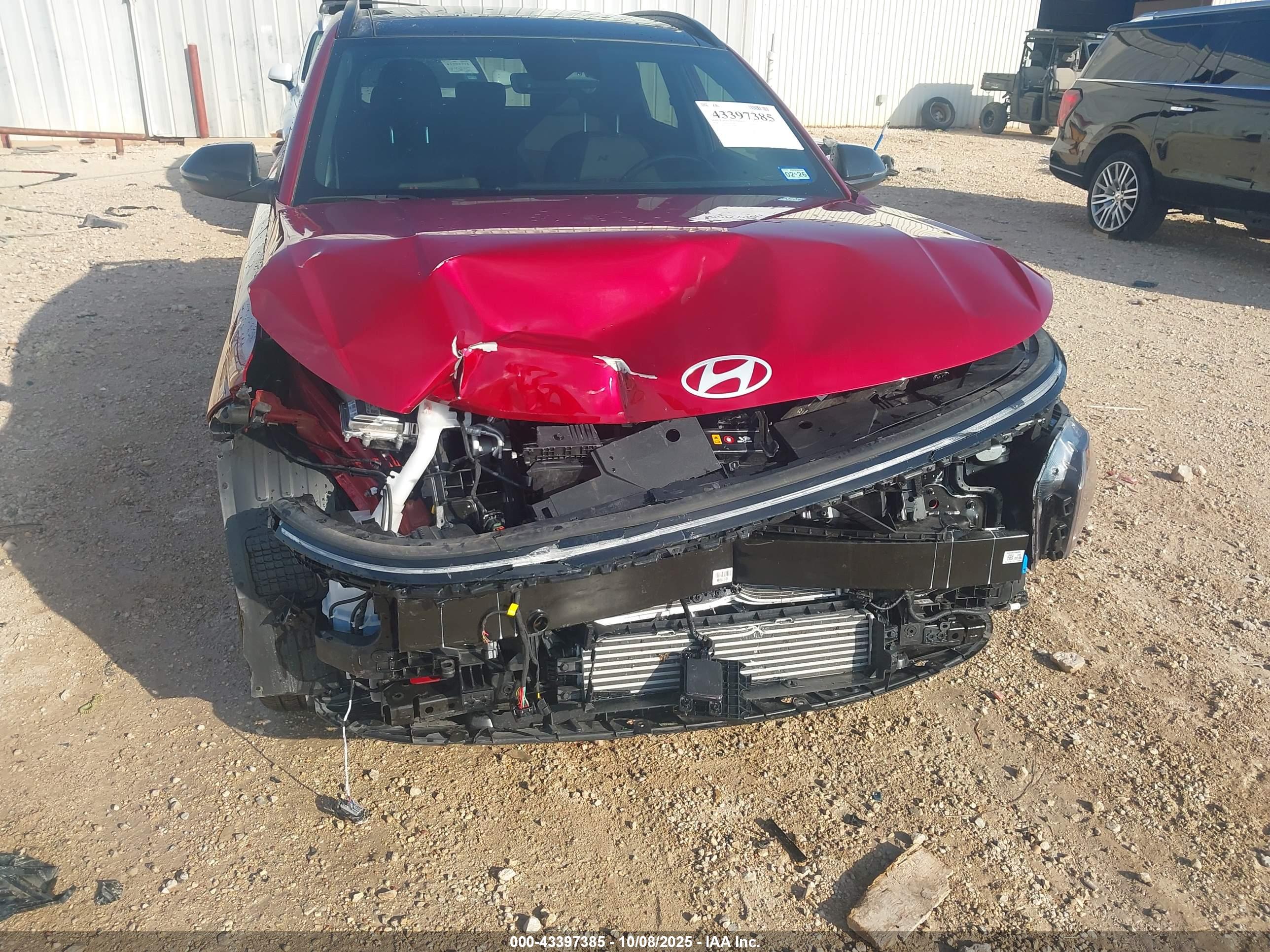 HYUNDAI KONA image 6