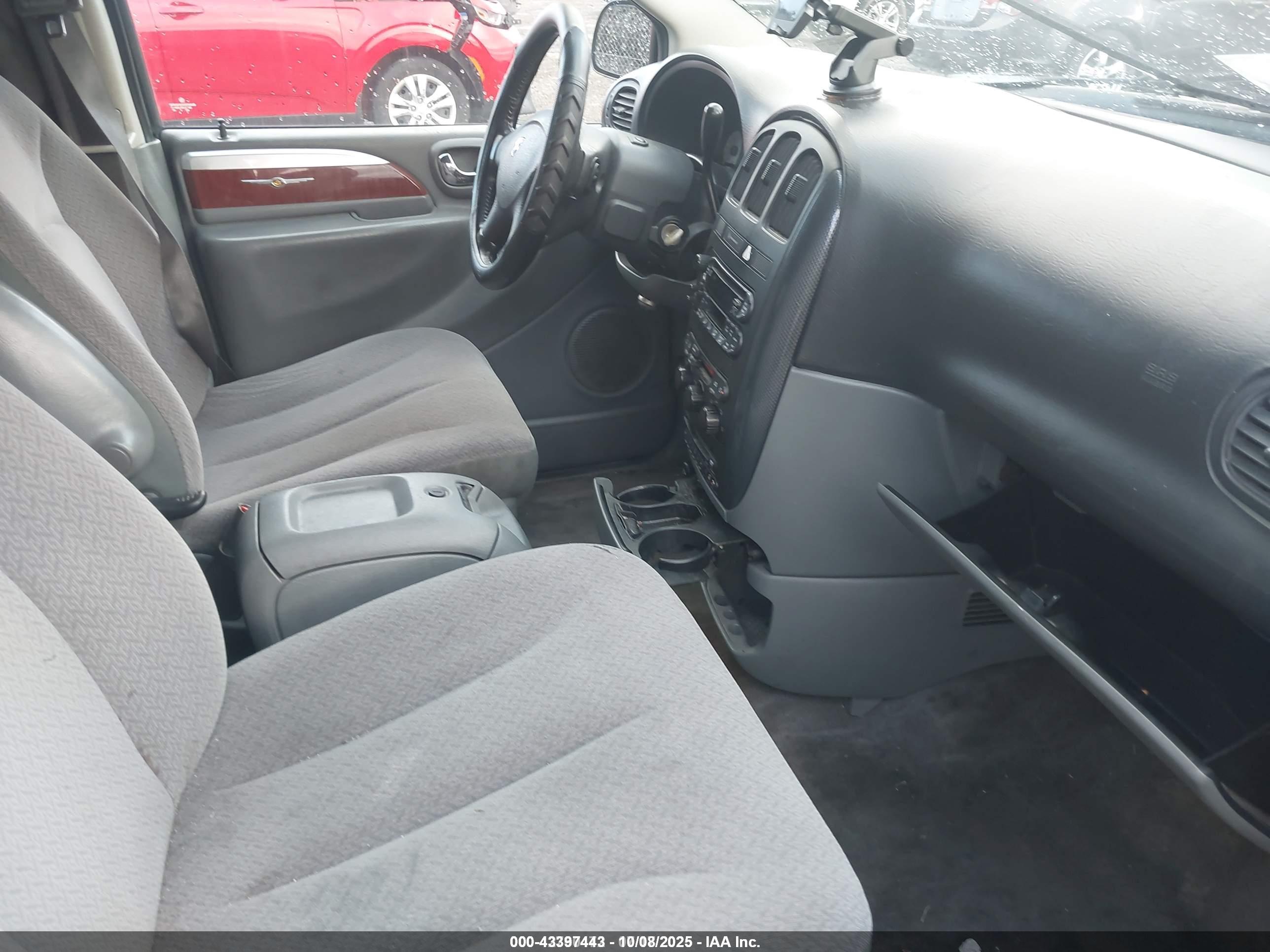 DODGE GRAND image 5