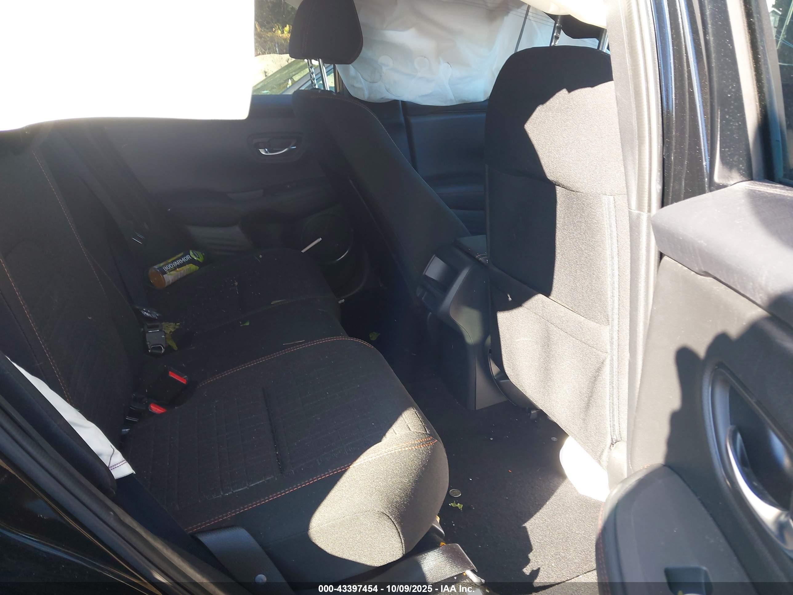 HONDA HR-V image 8