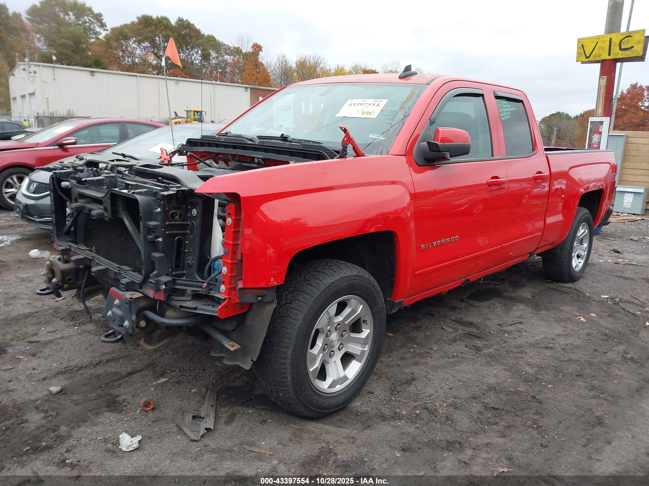 CHEVROLET SILVERADO image 2
