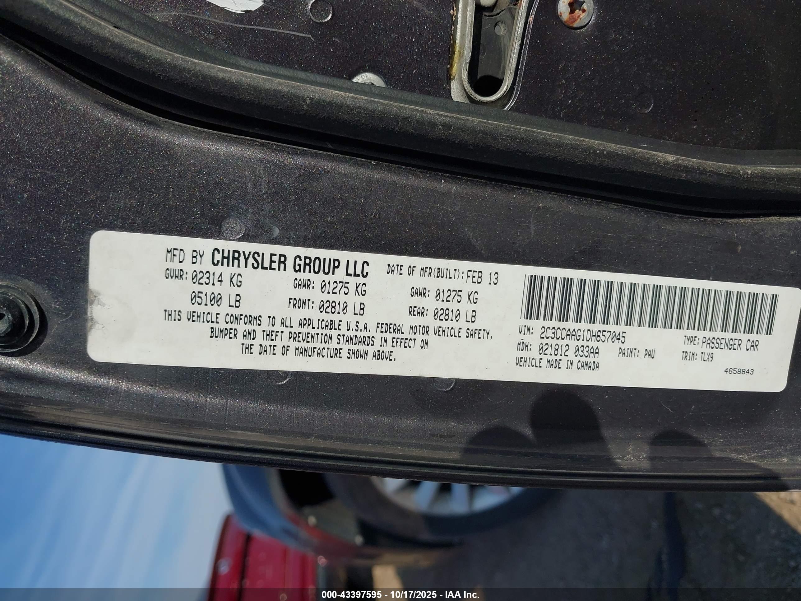 CHRYSLER 300 image 9