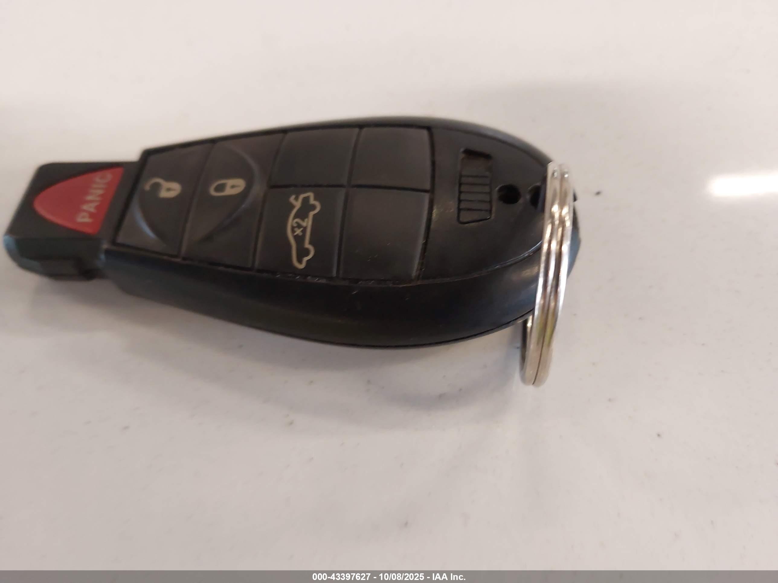 DODGE CHALLENGER image 11