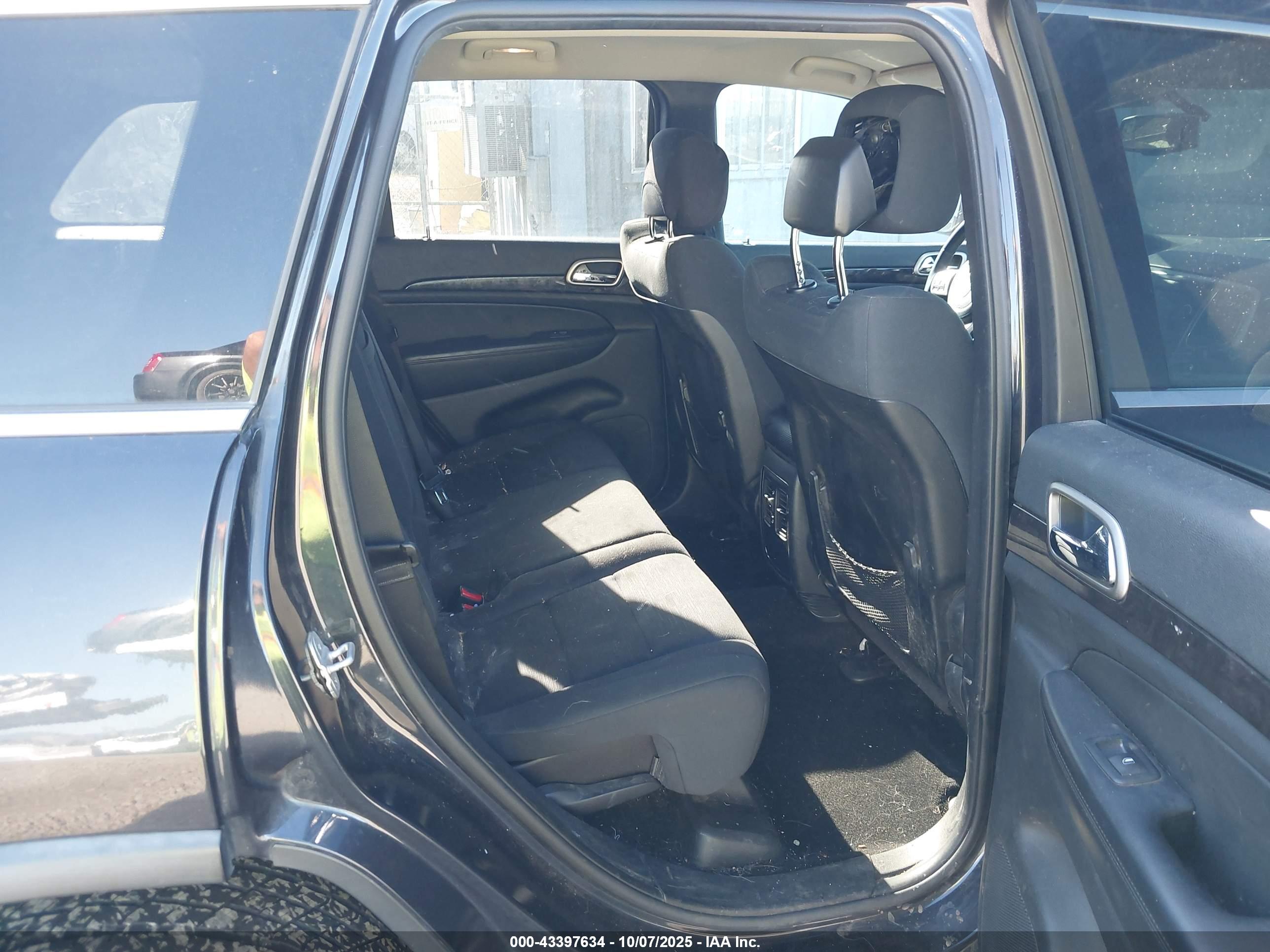 JEEP GRAND image 8