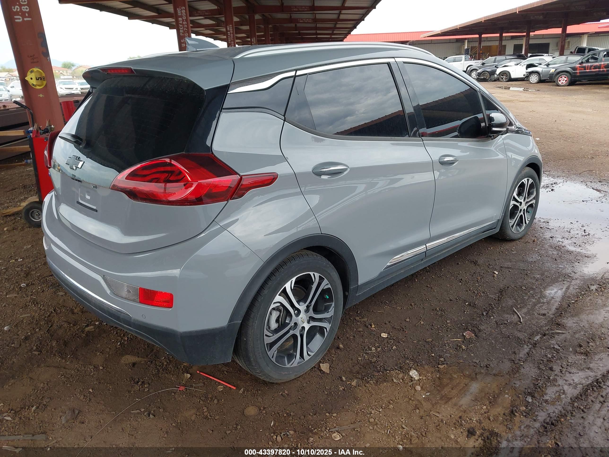 CHEVROLET BOLT image 4