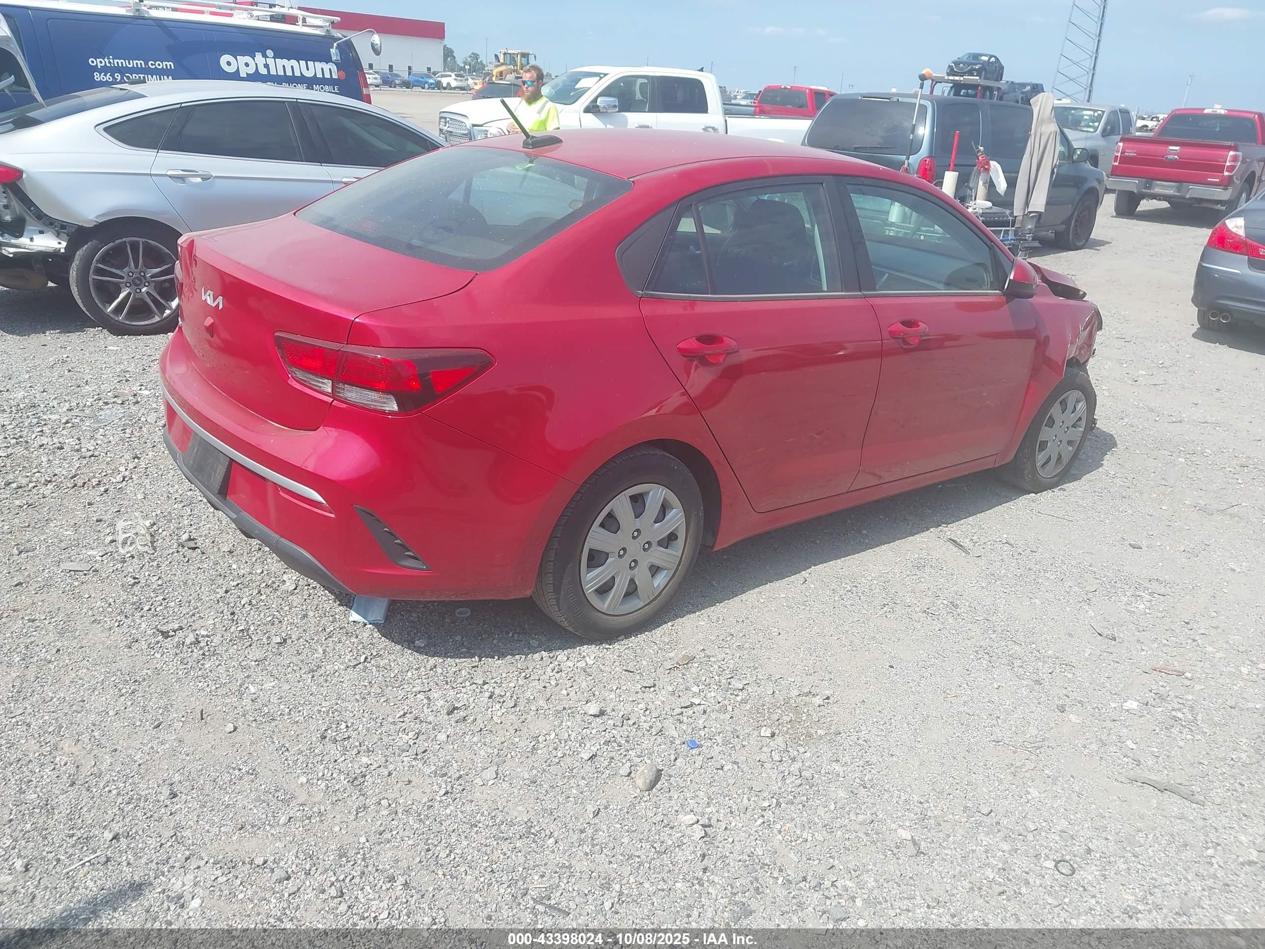 KIA RIO image 4