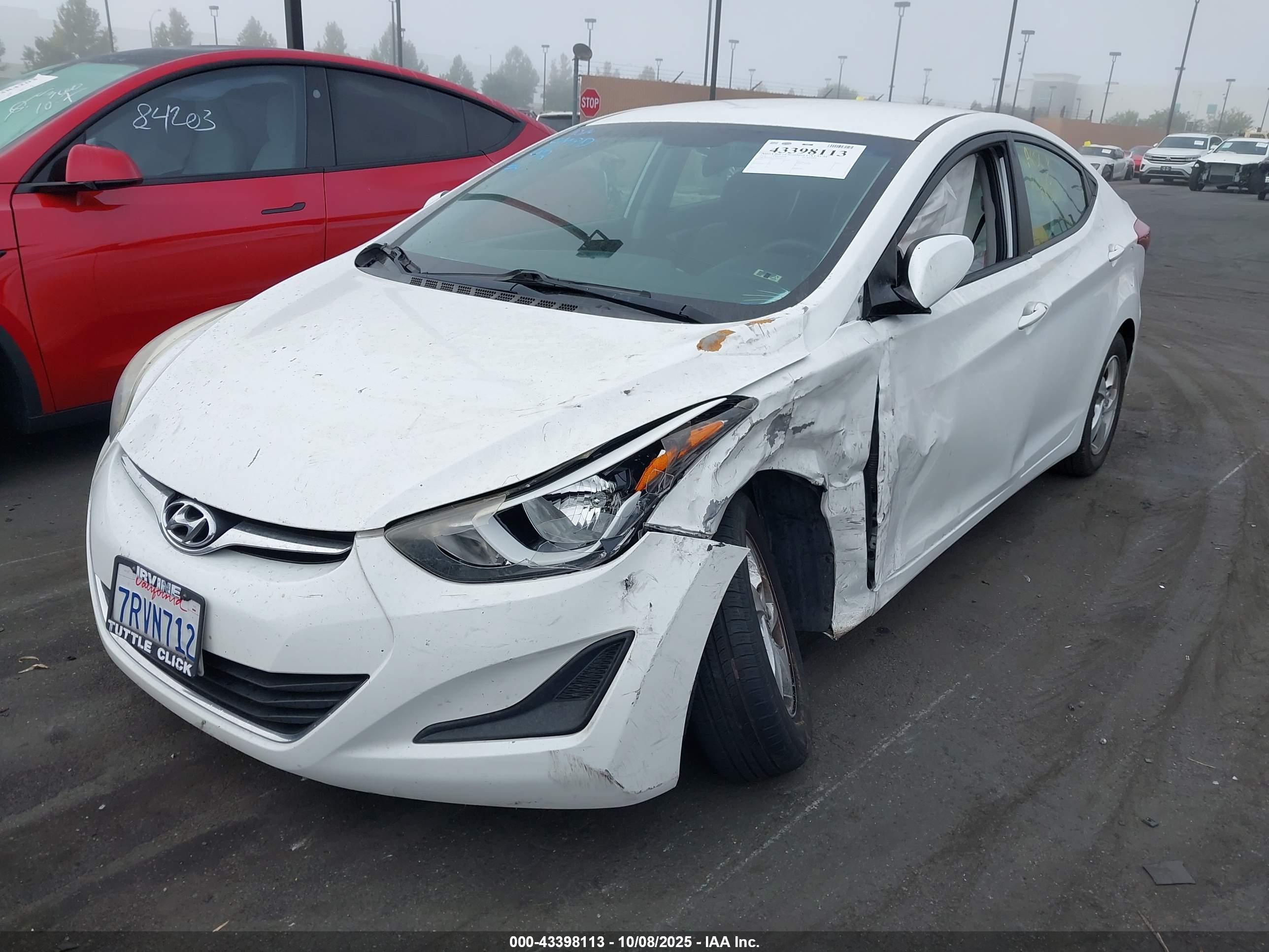 HYUNDAI ELANTRA image 2