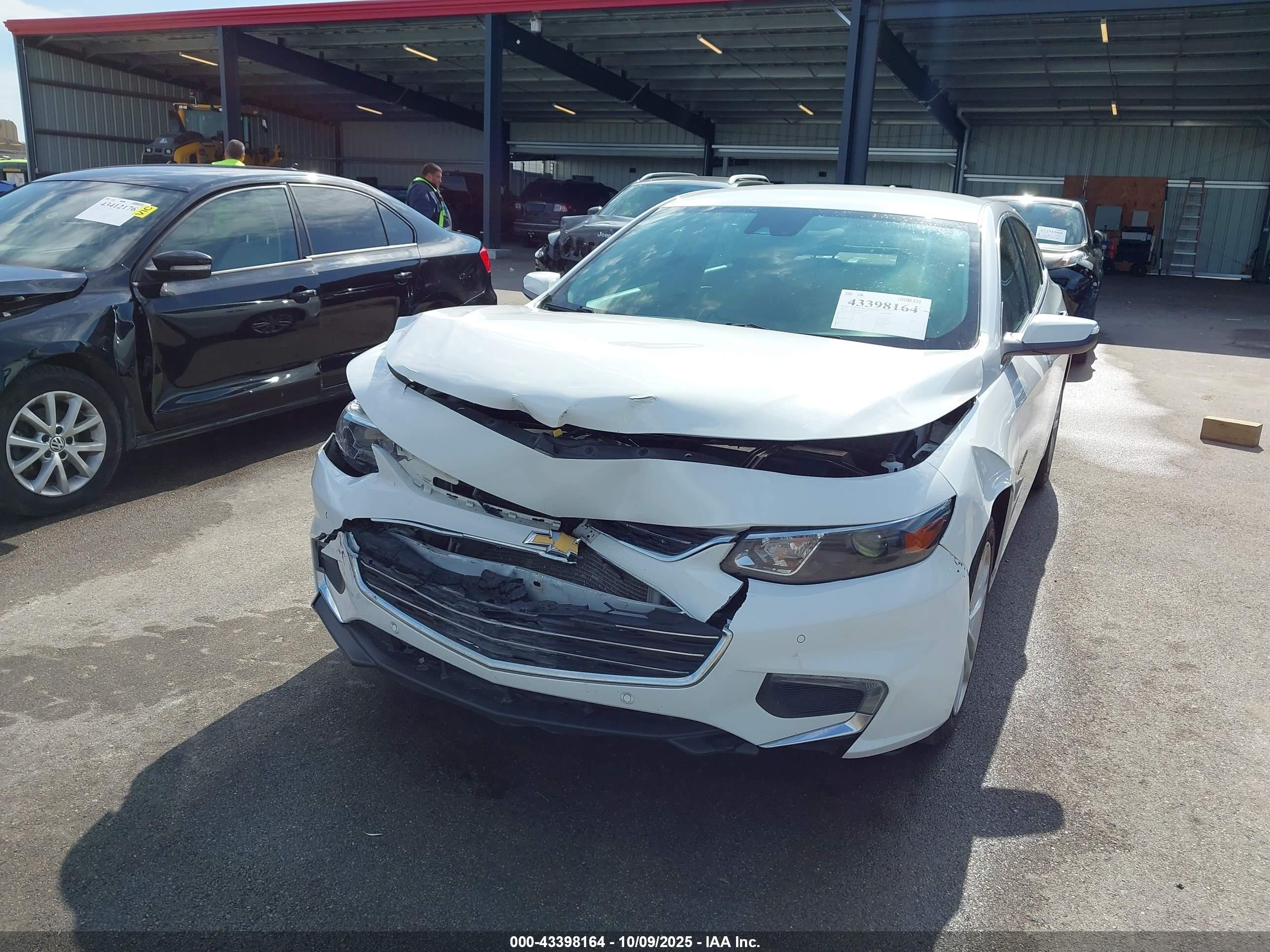 CHEVROLET MALIBU image 6