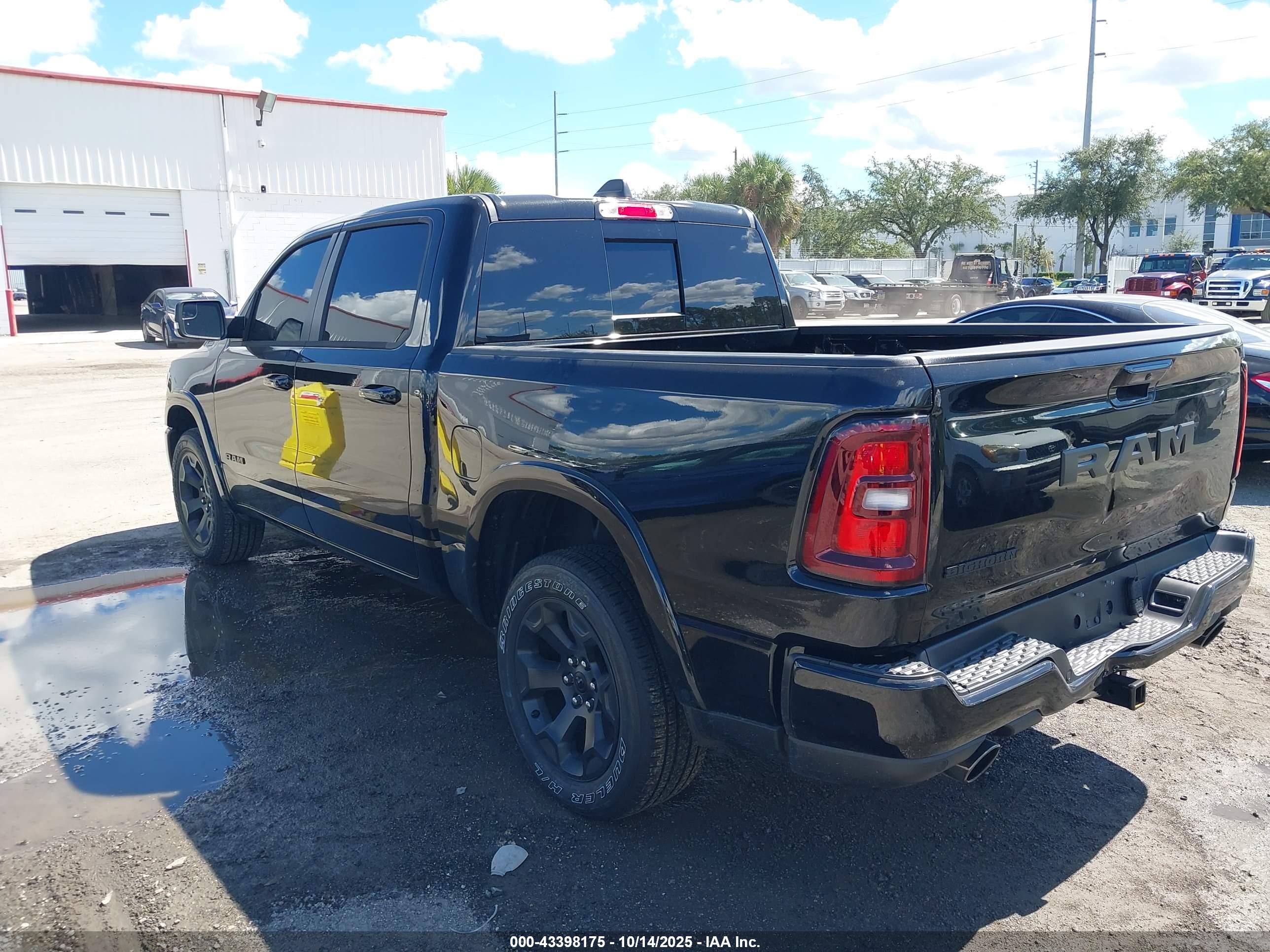 RAM 1500 image 3