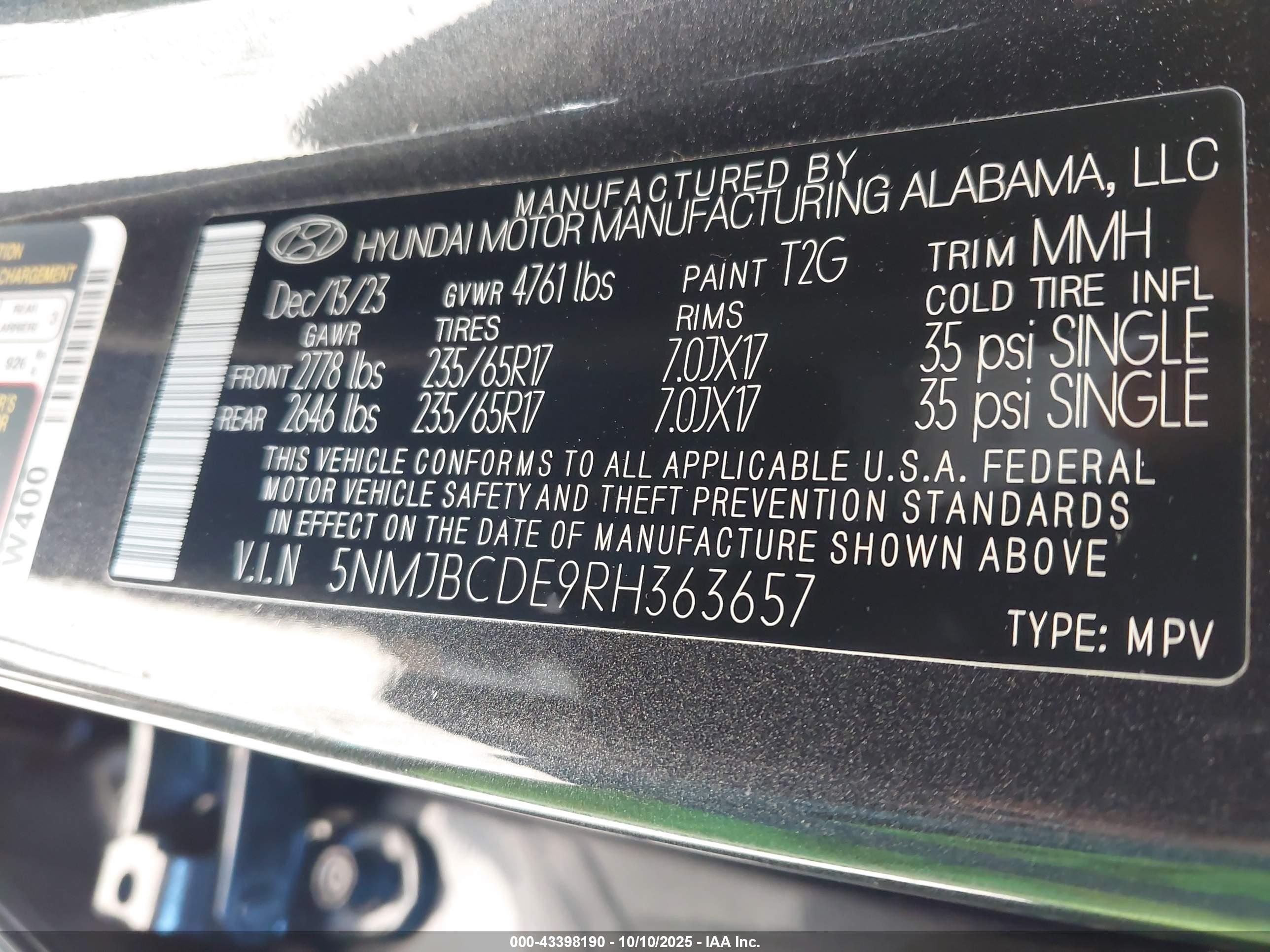 HYUNDAI TUCSON image 9