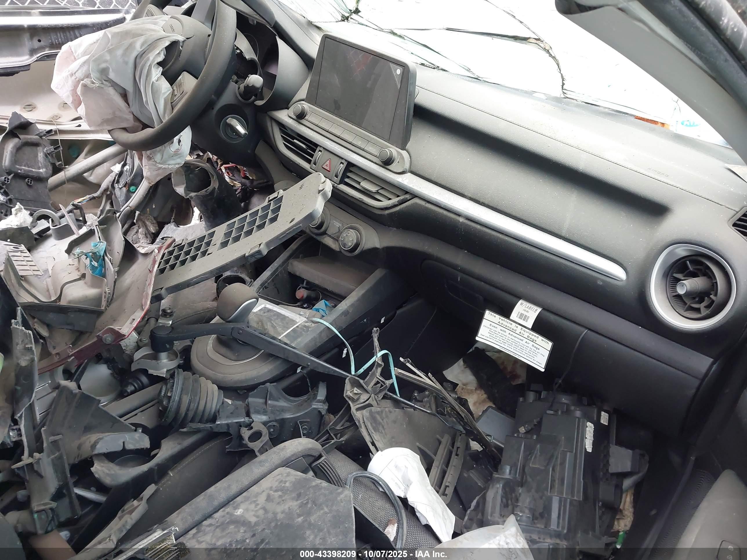 KIA FORTE image 5